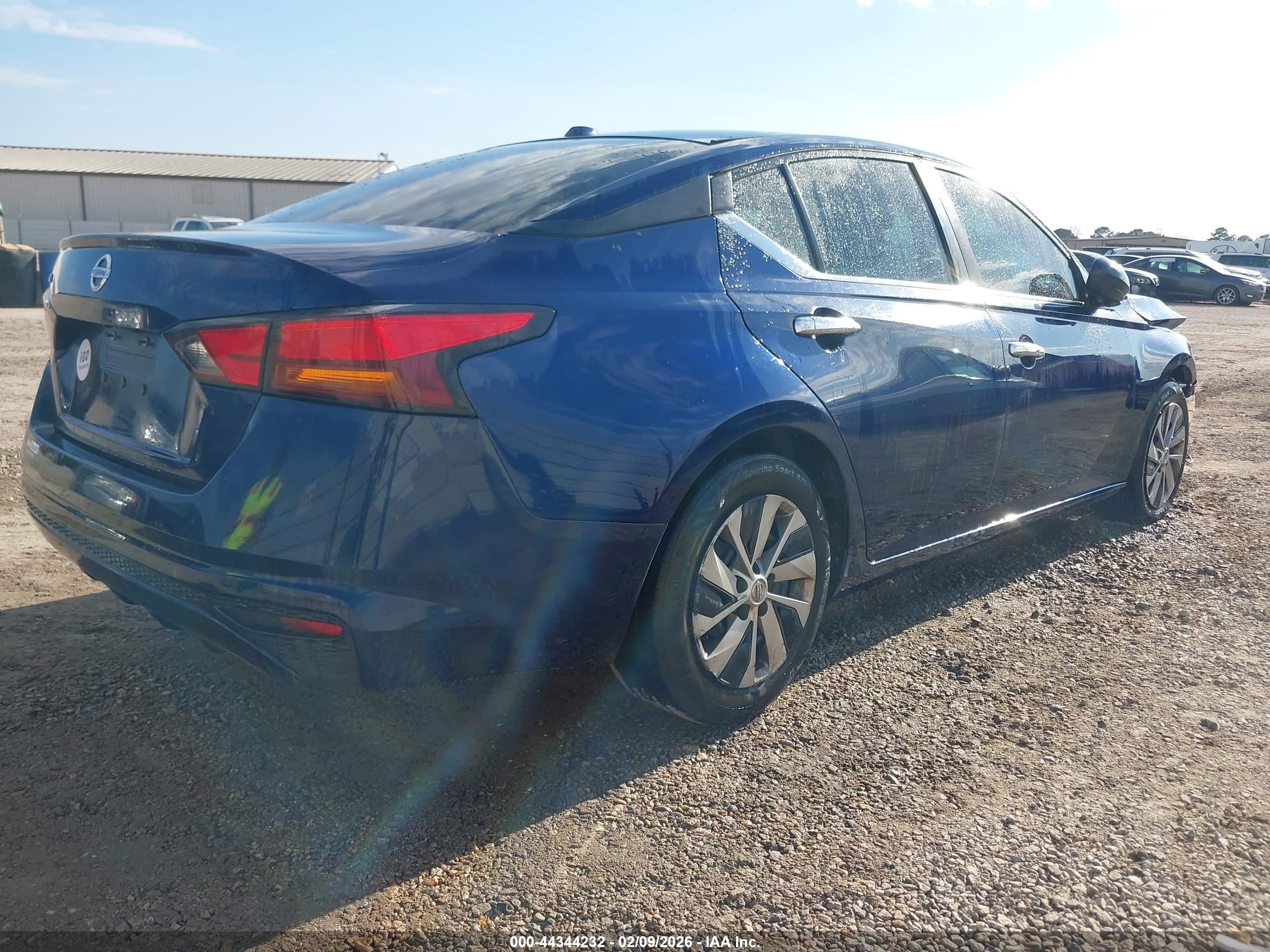 2020 Nissan Altima S Fwd Blue vin: 1N4BL4BV2LC181076