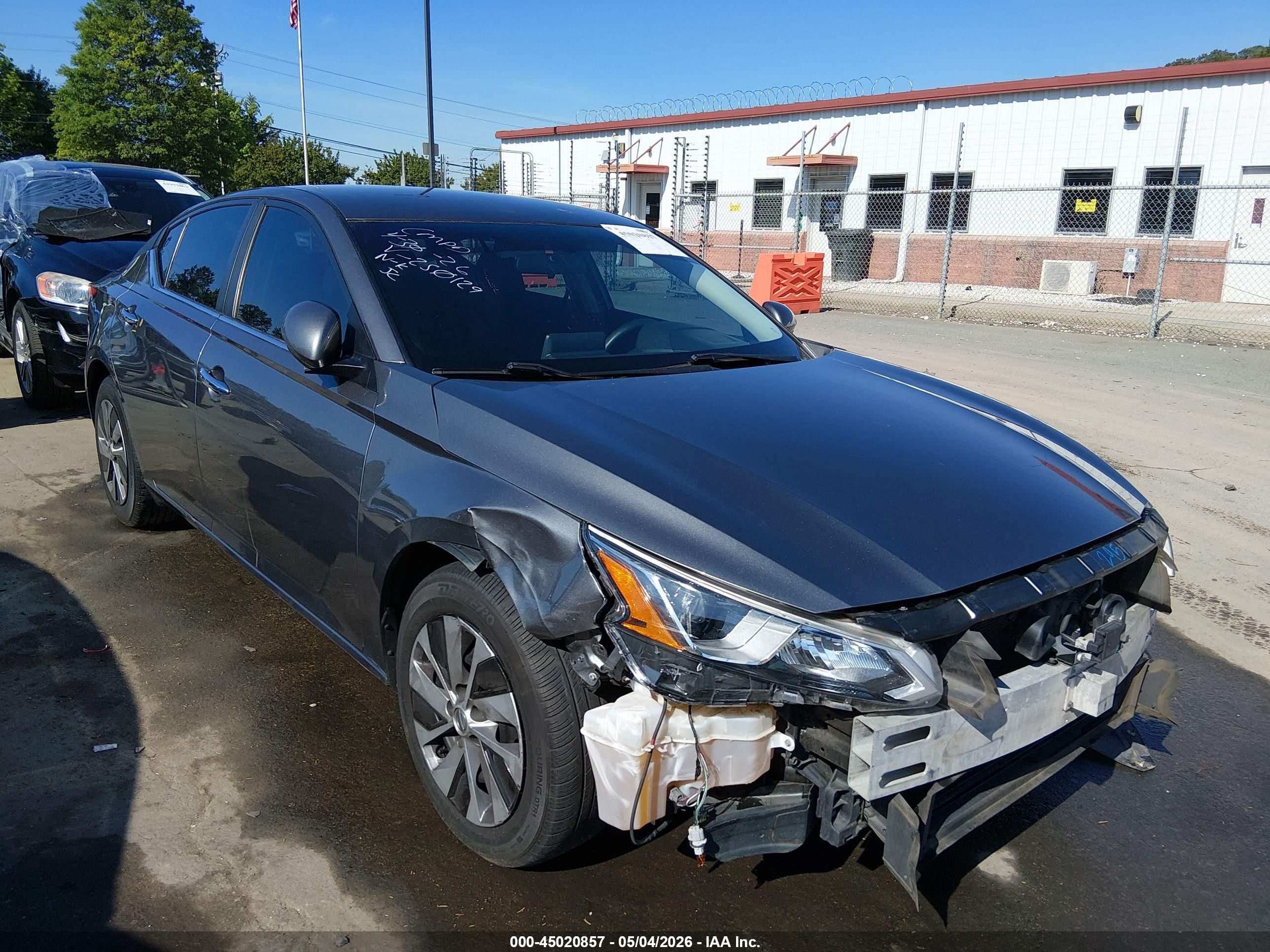 2020 Nissan Altima S Fwd Silver vin: 1N4BL4BV3LC250129