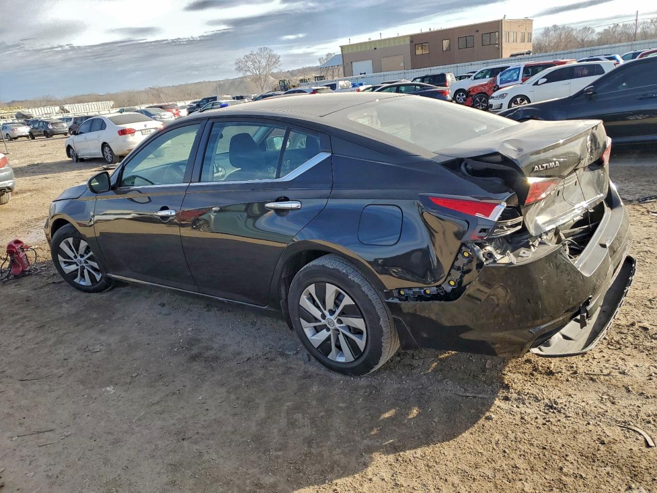 2023 Nissan Altima S Черный vin: 1N4BL4BV3PN334543