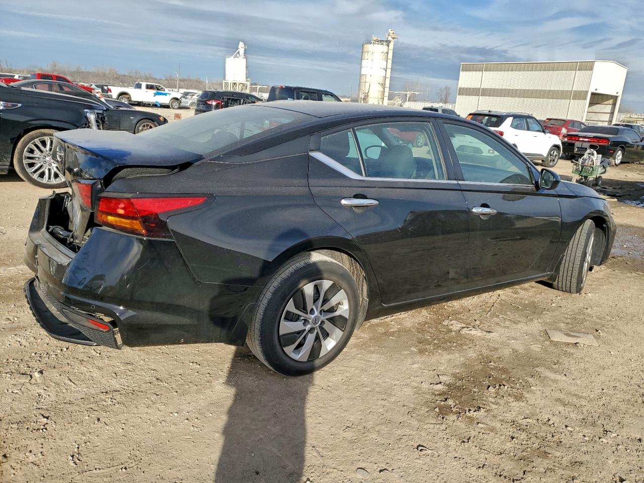 2023 Nissan Altima S Черный vin: 1N4BL4BV3PN334543