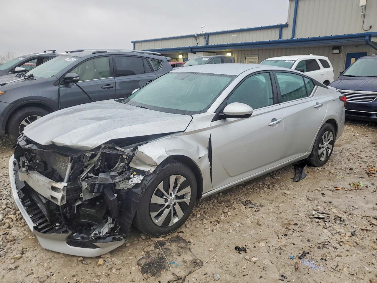 2020 Nissan Altima 2.5 S Серебряный vin: 1N4BL4BV5LC242663