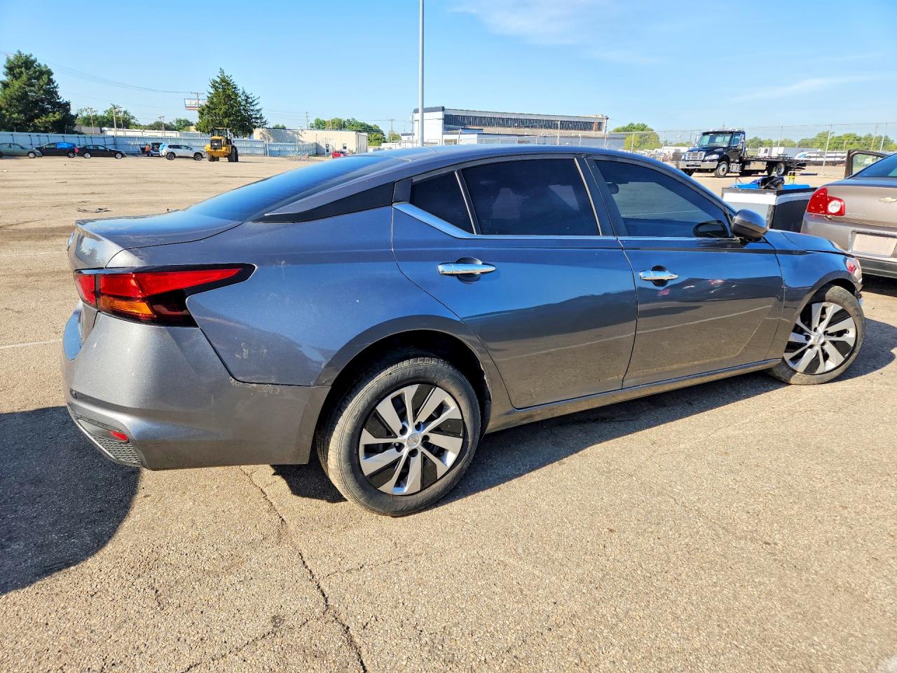 2022 Nissan Altima S Gray vin: 1N4BL4BV6NN346795