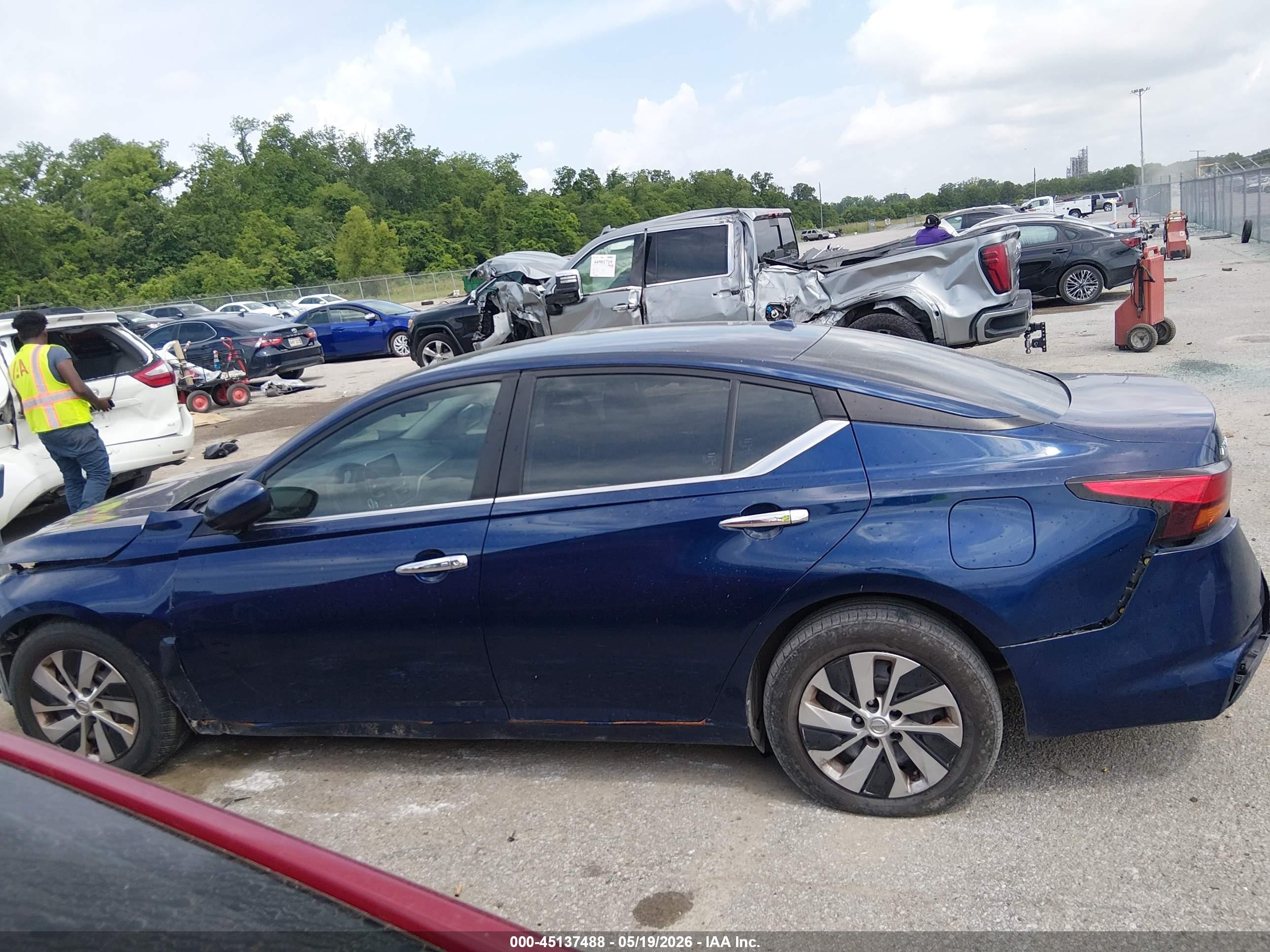 2020 Nissan Altima S Fwd Blue vin: 1N4BL4BV7LC239327