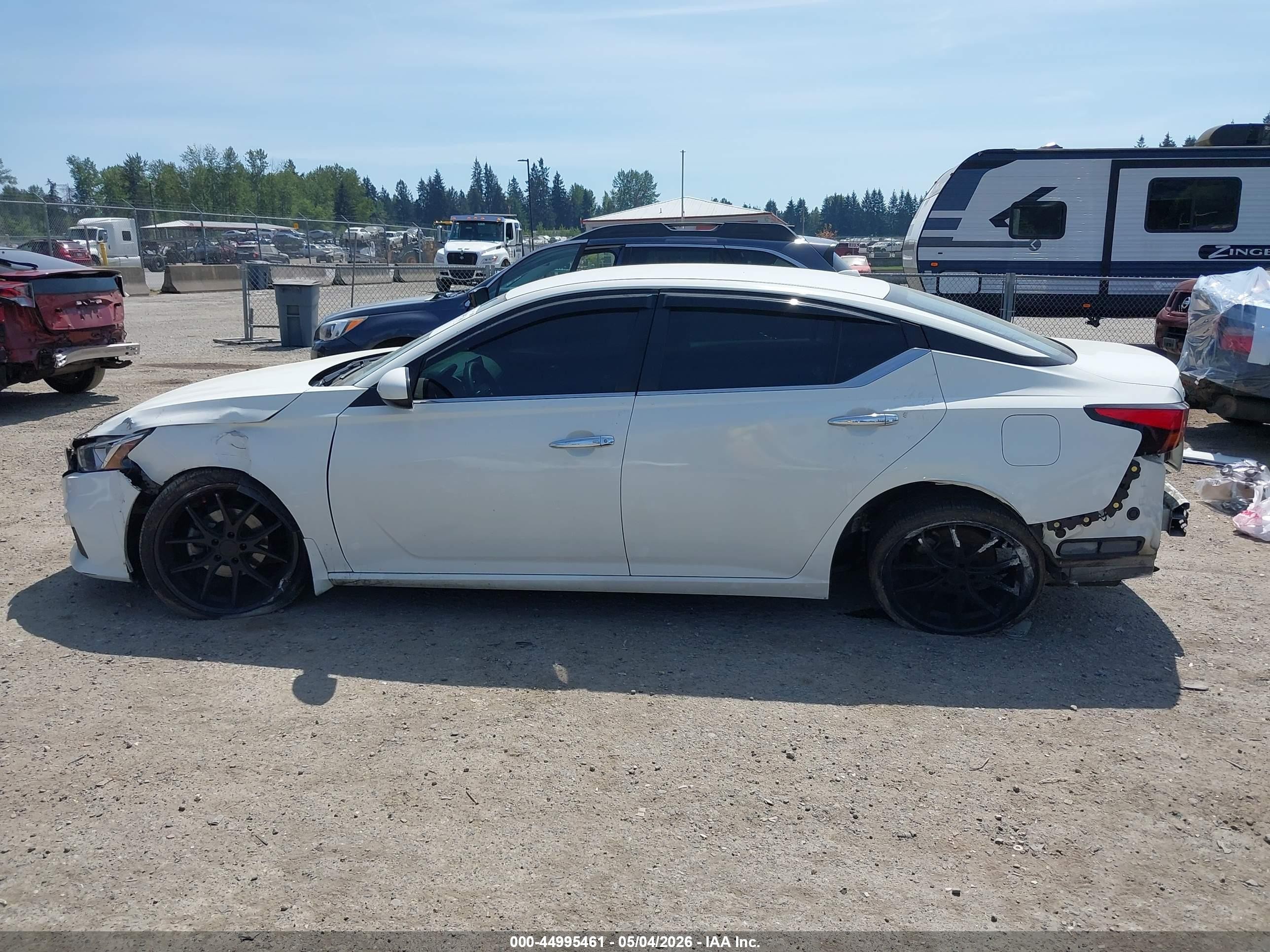2019 Nissan Altima 2.5 S Белый vin: 1N4BL4BV8KC175586