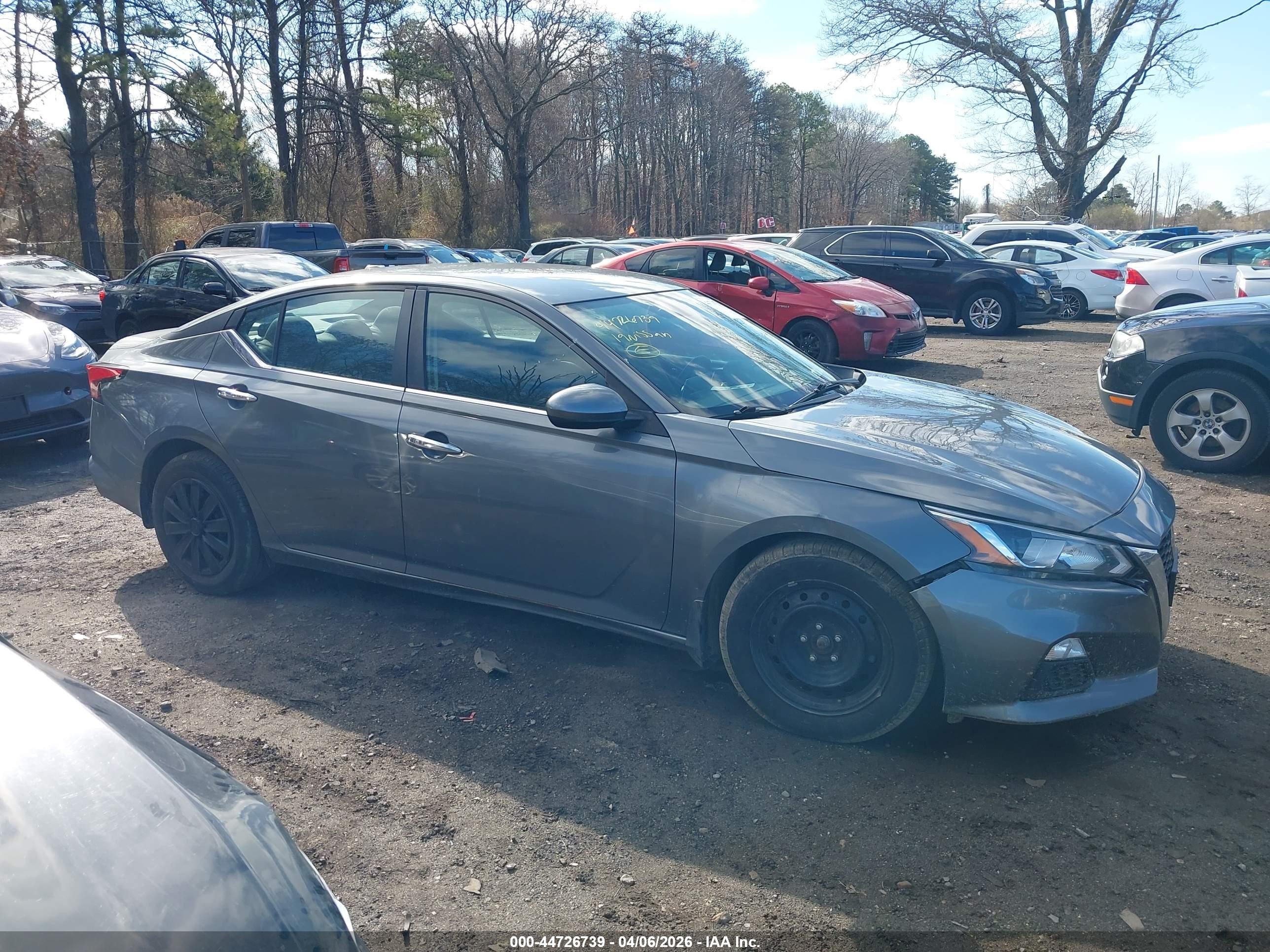 2019 Nissan Altima 2.5 S Серый vin: 1N4BL4BV8KC236855