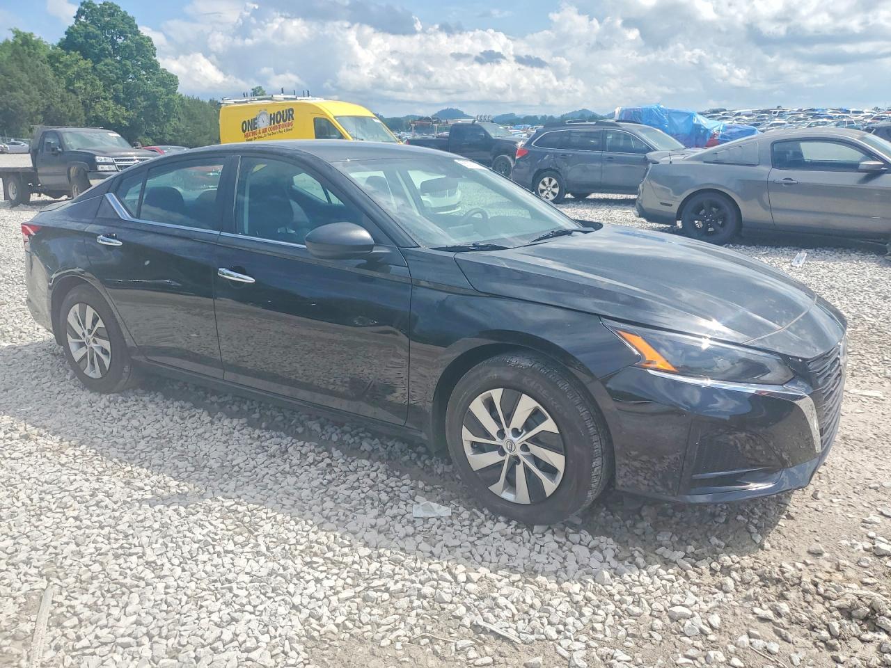 2025 Nissan Altima S Black vin: 1N4BL4BV8SN344039