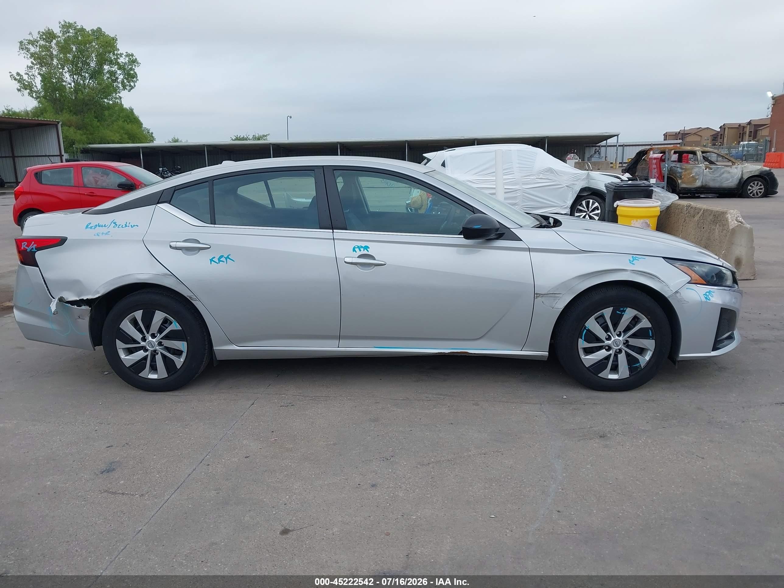 2025 Nissan Altima S Fwd Silver vin: 1N4BL4BVXSN339733