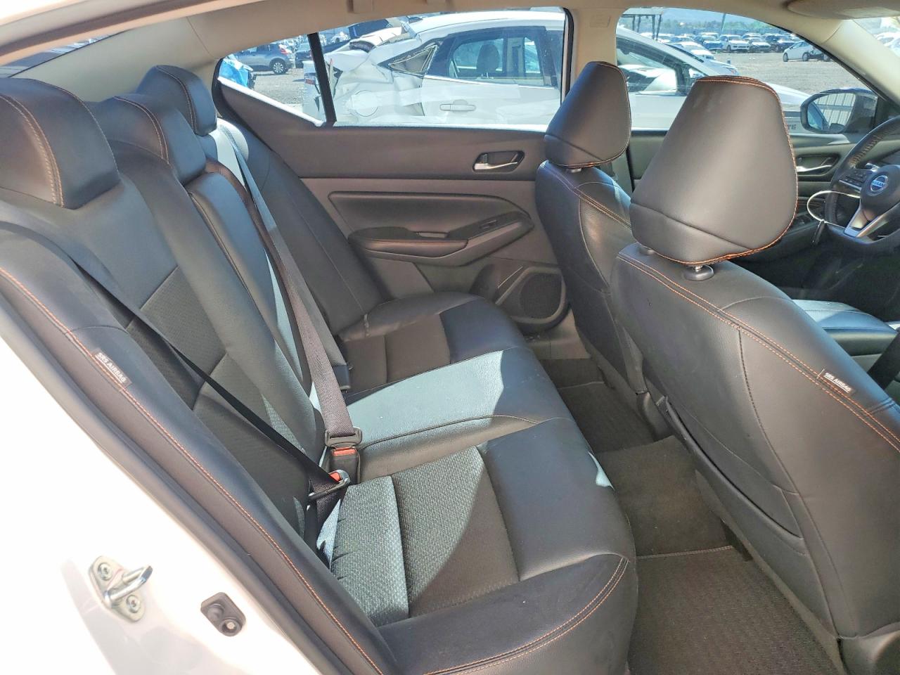 2022 Nissan Altima Sr Белый vin: 1N4BL4CV0NN389219
