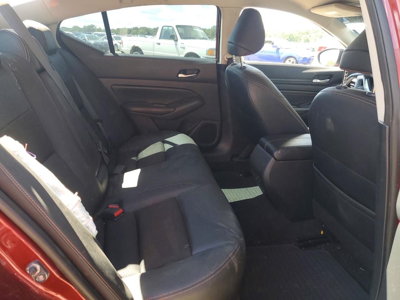 2022 Nissan Altima Sr Burgundy vin: 1N4BL4CV0NN422316