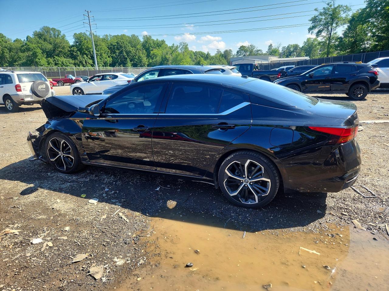 2023 Nissan Altima Sr Black vin: 1N4BL4CV0PN358099