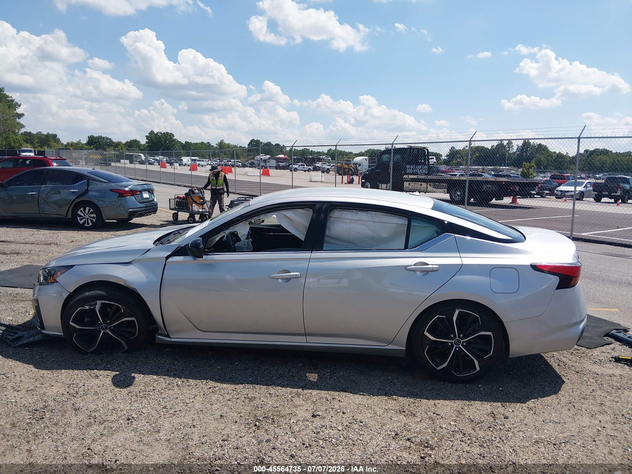 2024 Nissan Altima Sr Fwd Silver vin: 1N4BL4CV0RN391123