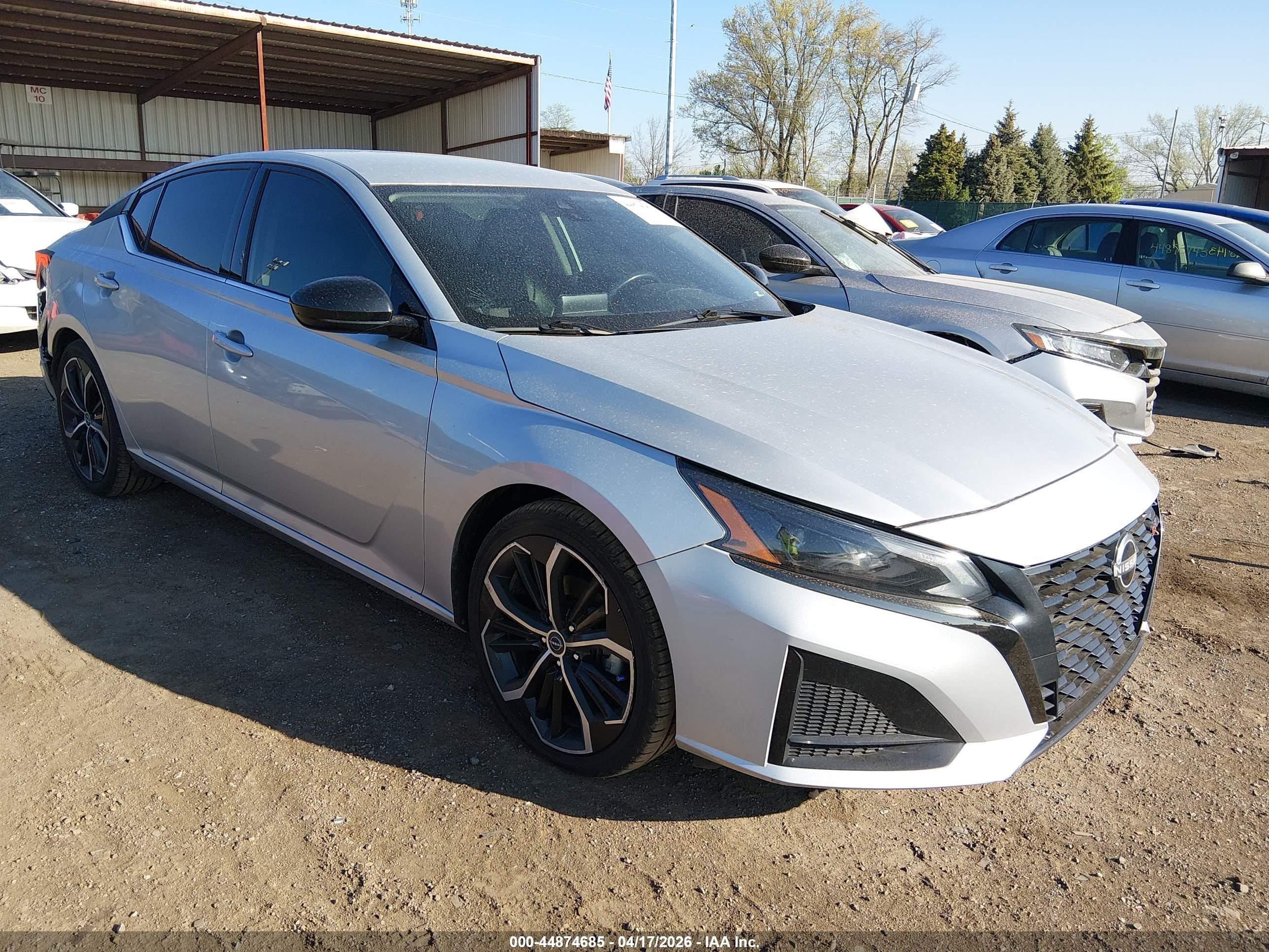 2023 Nissan Altima Sr Fwd Silver vin: 1N4BL4CV1PN343224