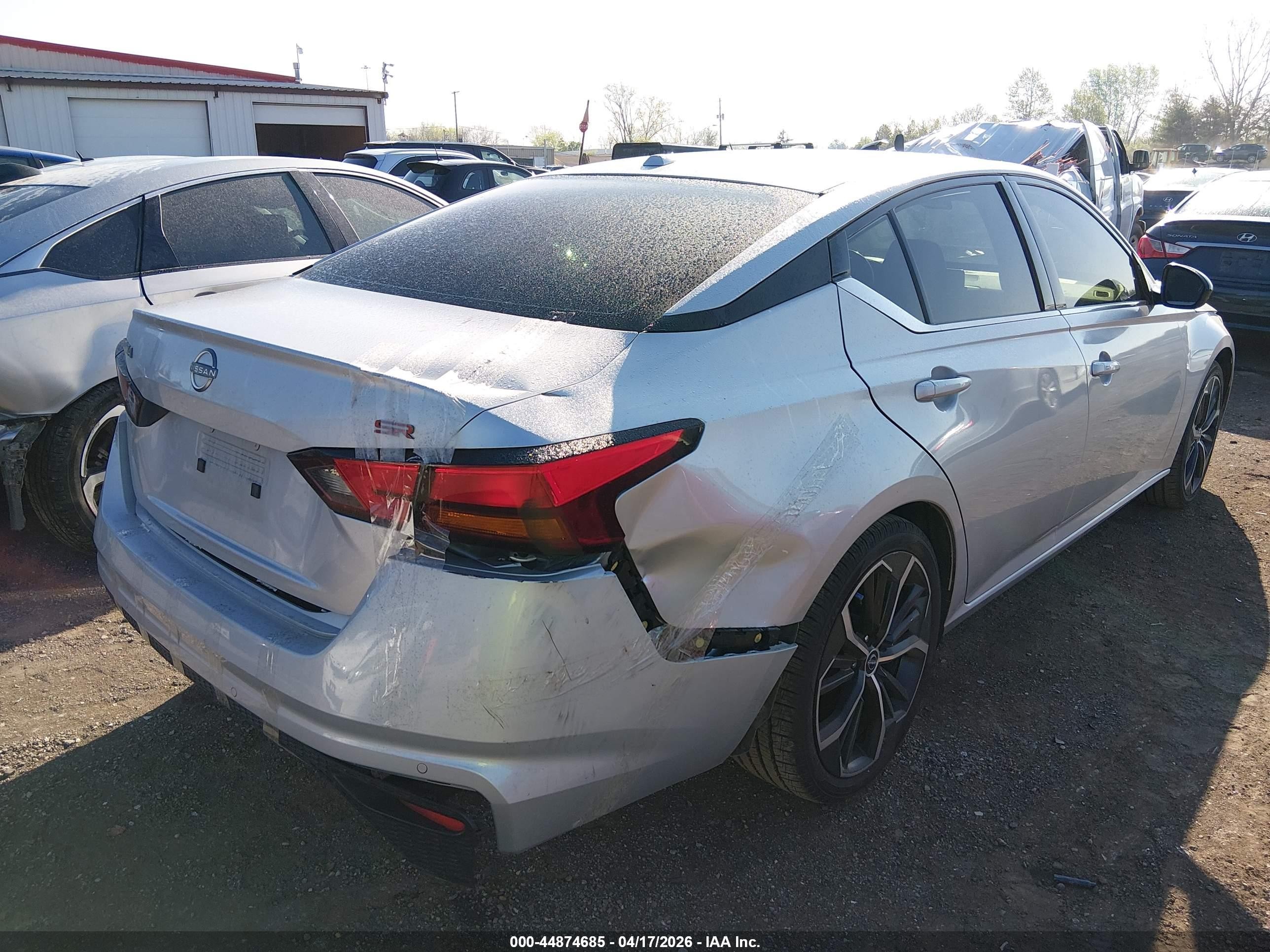 2023 Nissan Altima Sr Fwd Silver vin: 1N4BL4CV1PN343224
