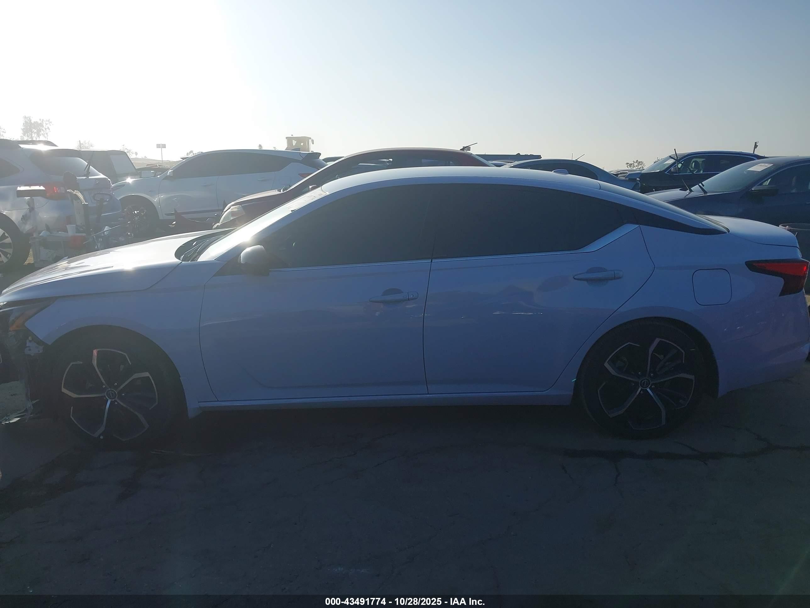 2024 Nissan Altima Sr Fwd Turquoise vin: 1N4BL4CV1RN377201
