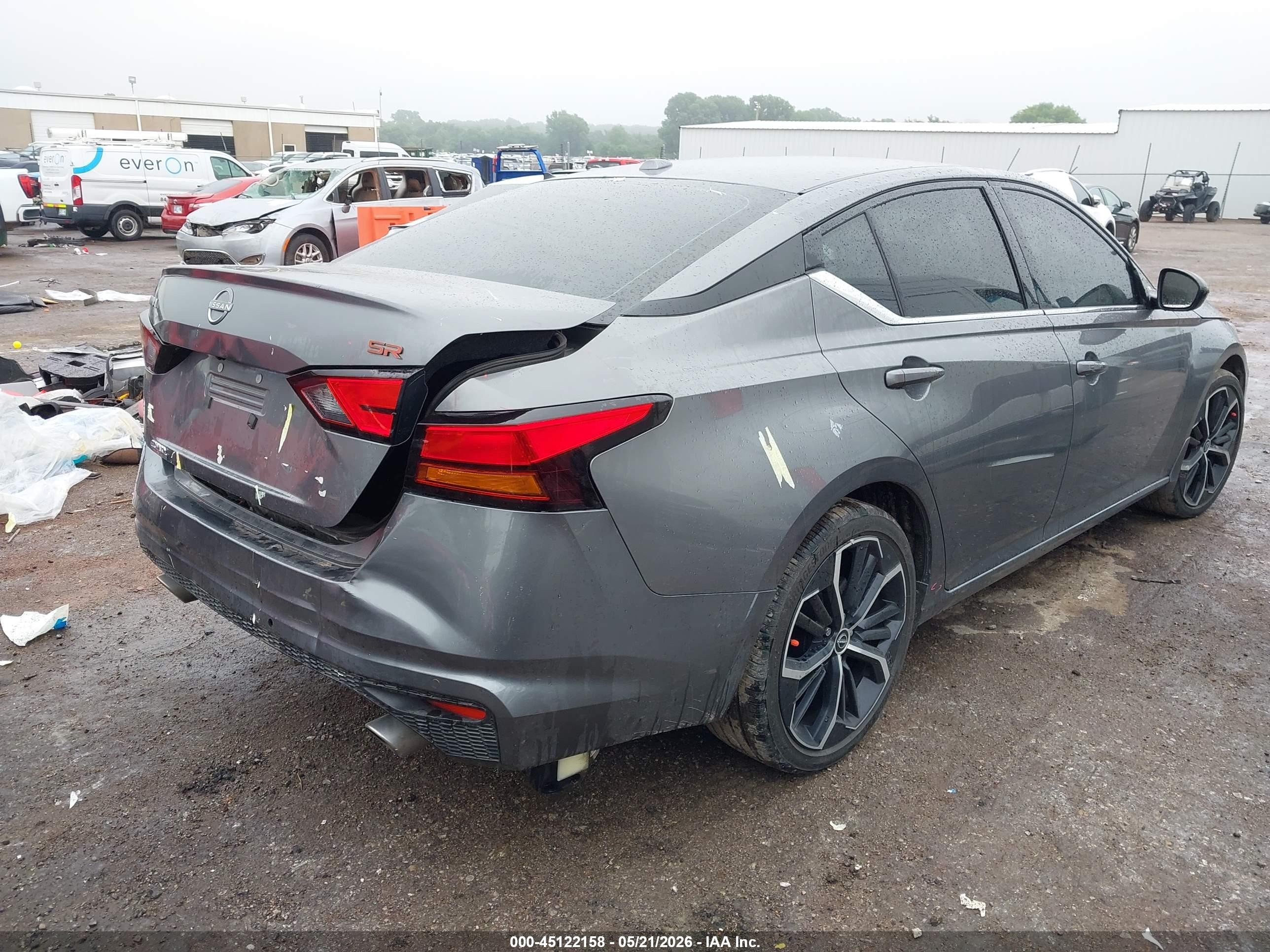 2024 Nissan Altima Sr Fwd Серый vin: 1N4BL4CV1RN395021