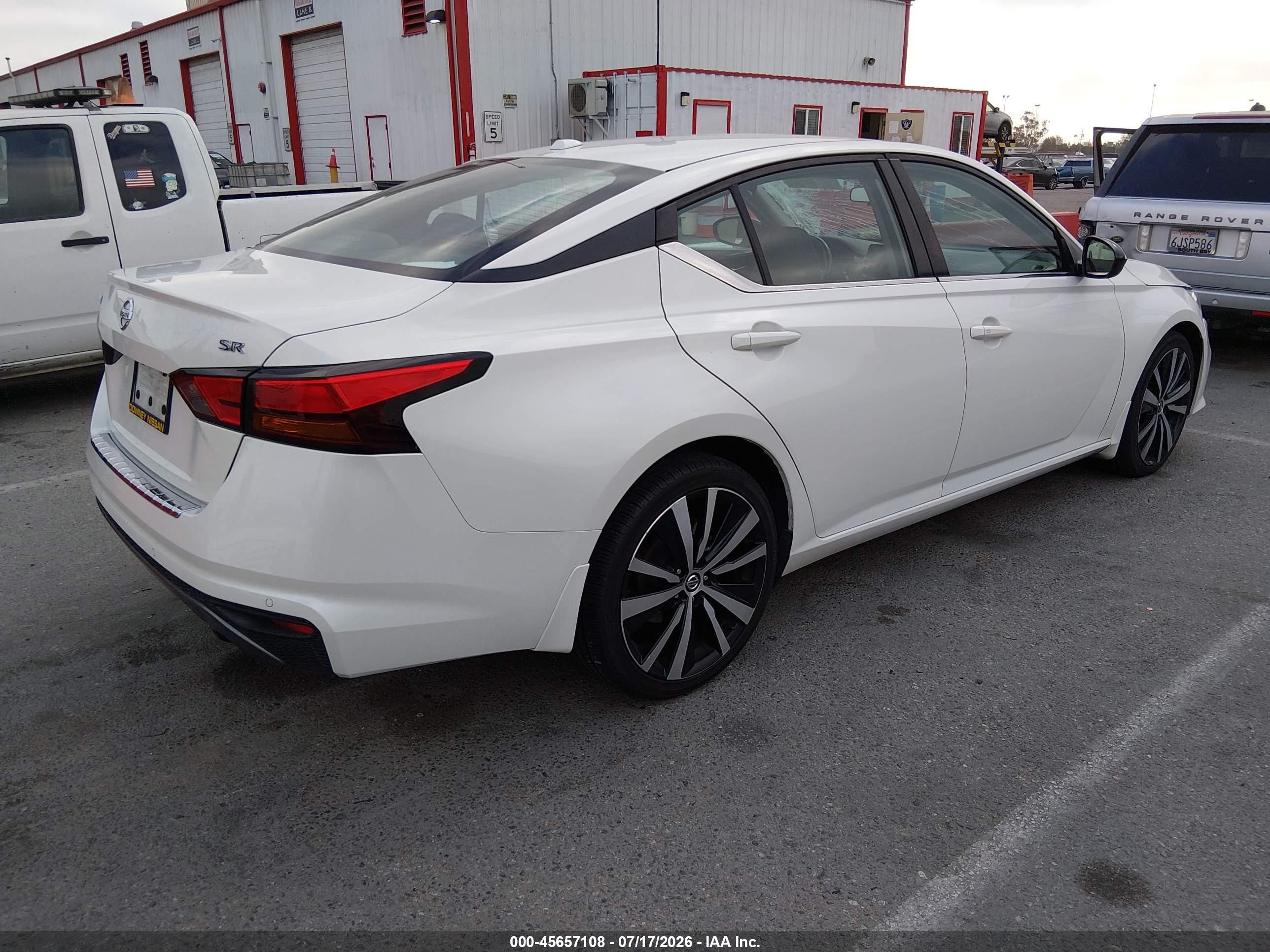2021 Nissan Altima Sr Fwd White vin: 1N4BL4CV2MN394128