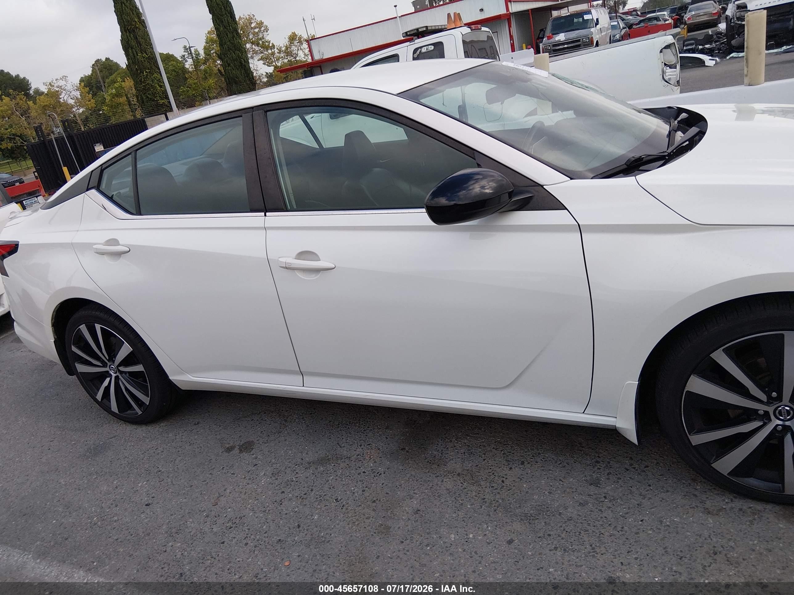 2021 Nissan Altima Sr Fwd White vin: 1N4BL4CV2MN394128