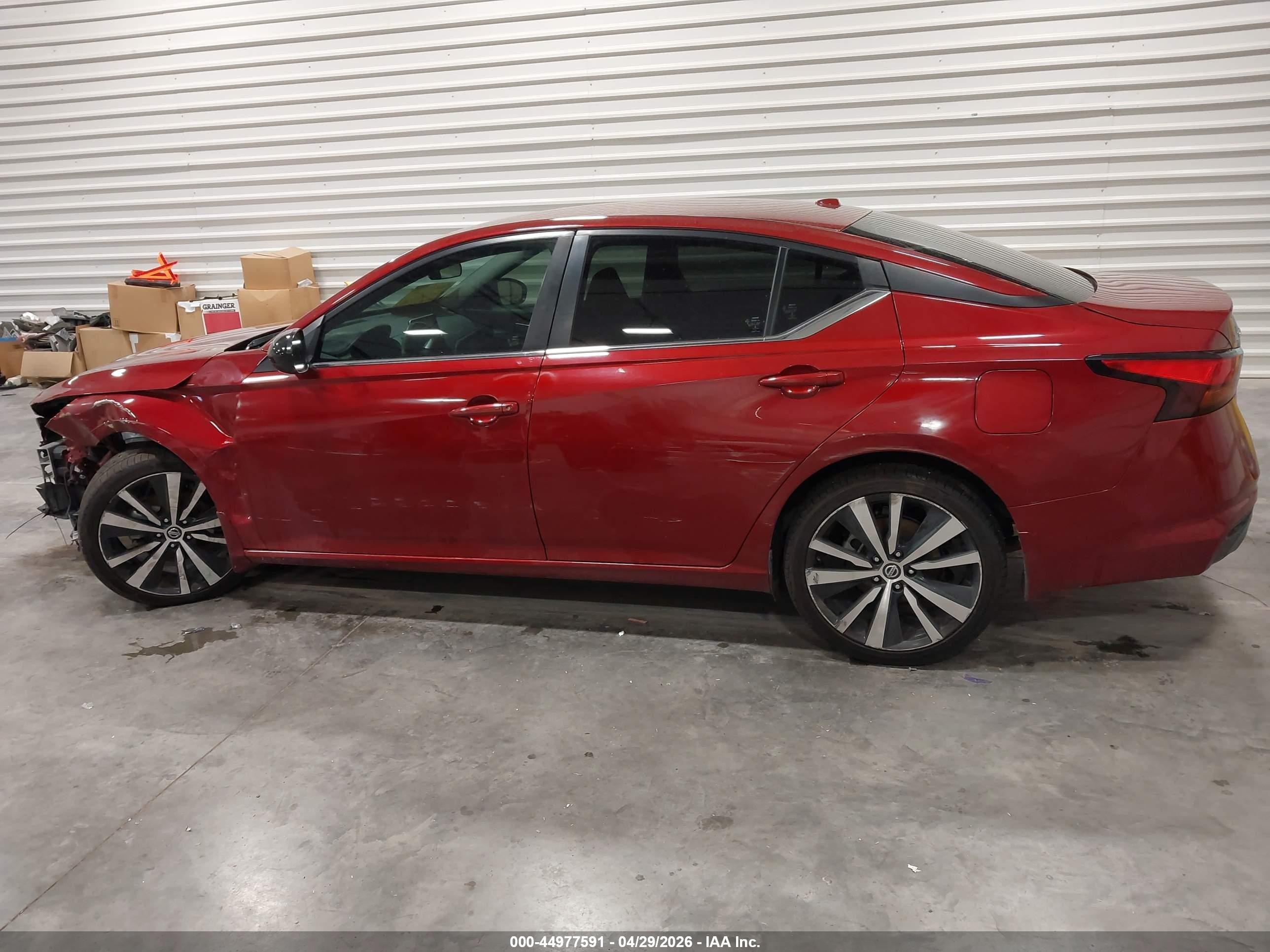 2022 Nissan Altima Sr Fwd Красный vin: 1N4BL4CV2NN348509