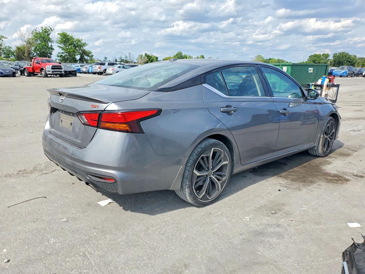 2024 Nissan Altima Sr Gray vin: 1N4BL4CV2RN356258