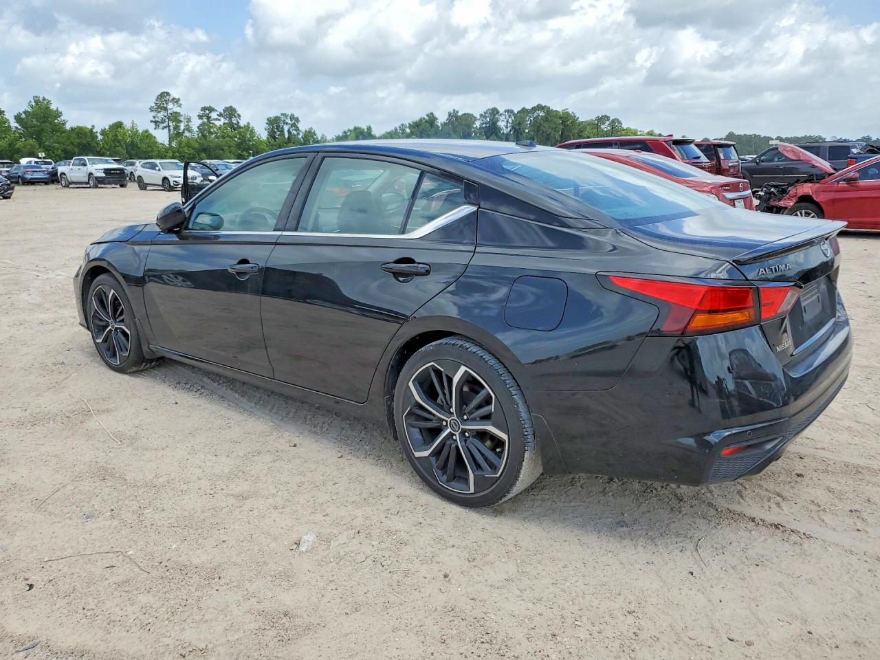 2024 Nissan Altima Sr Black vin: 1N4BL4CV2RN382360