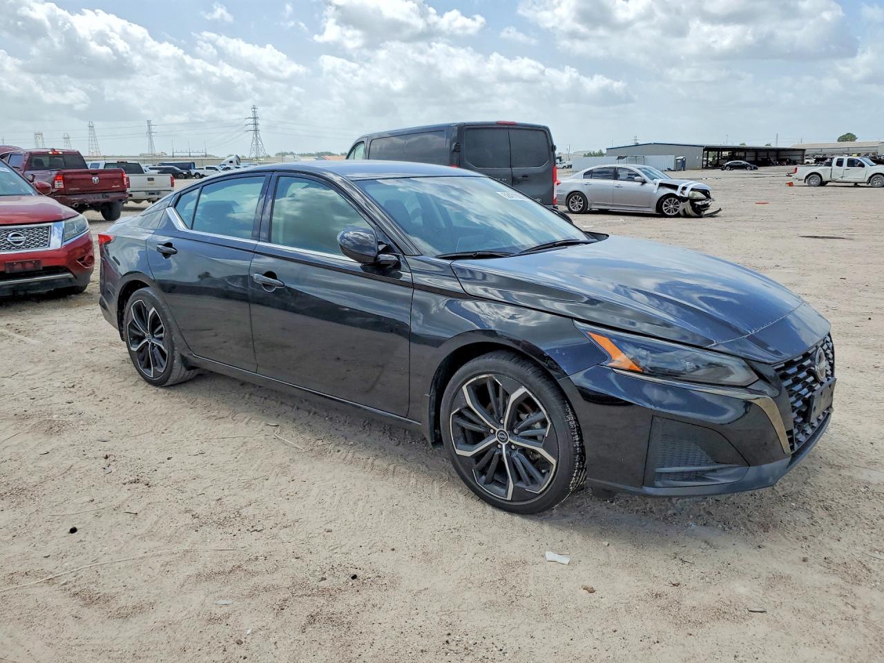 2024 Nissan Altima Sr Black vin: 1N4BL4CV2RN382360