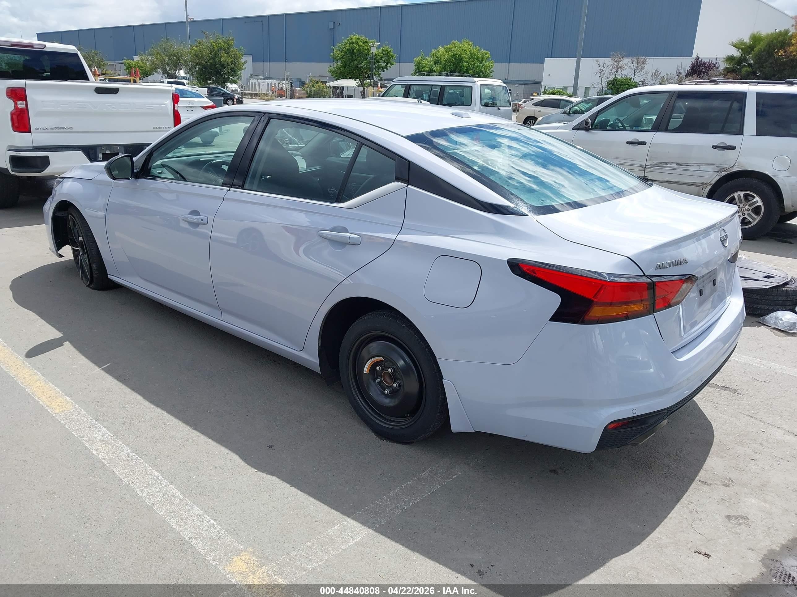 2024 Nissan Altima Sr Fwd Серый vin: 1N4BL4CV3RN436961