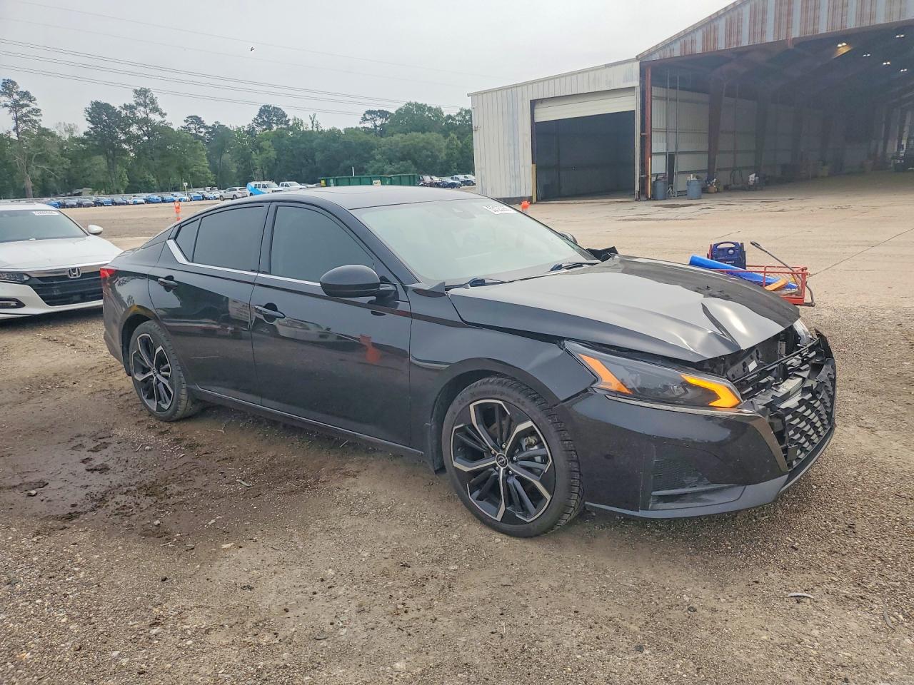 2023 Nissan Altima Sr Black vin: 1N4BL4CV4PN378193