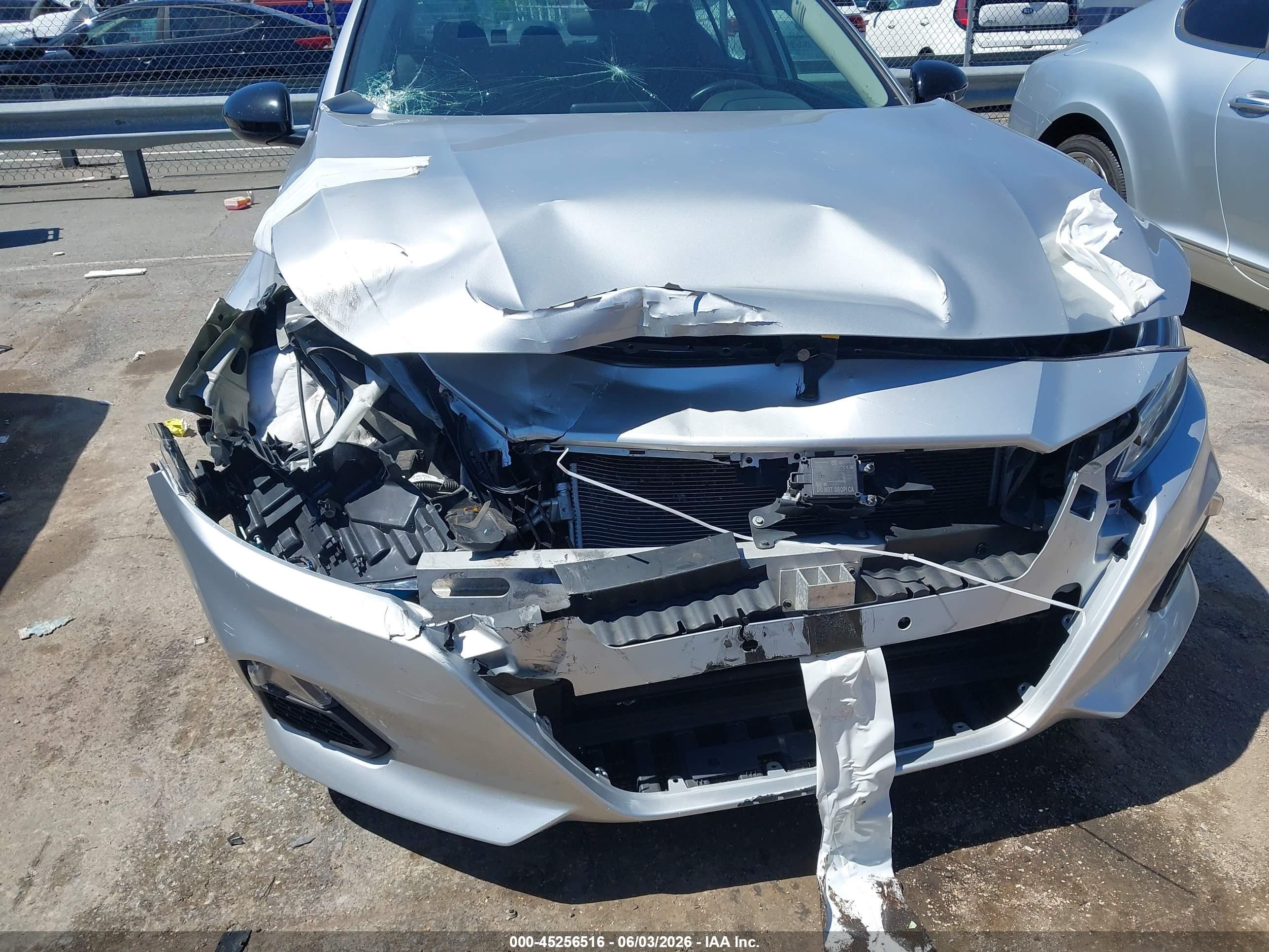 2022 Nissan Altima Sr Fwd Silver vin: 1N4BL4CV5NN311888
