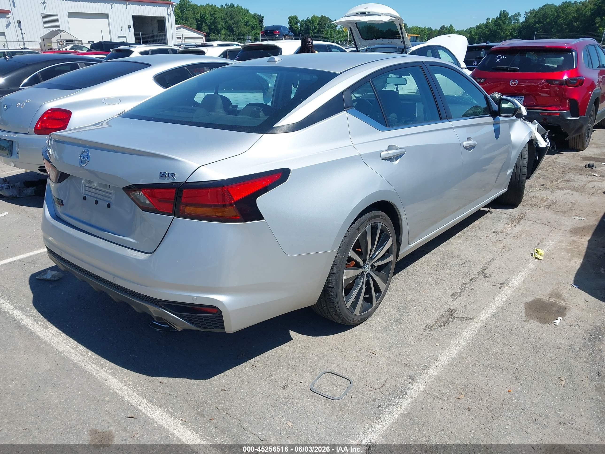 2022 Nissan Altima Sr Fwd Silver vin: 1N4BL4CV5NN311888