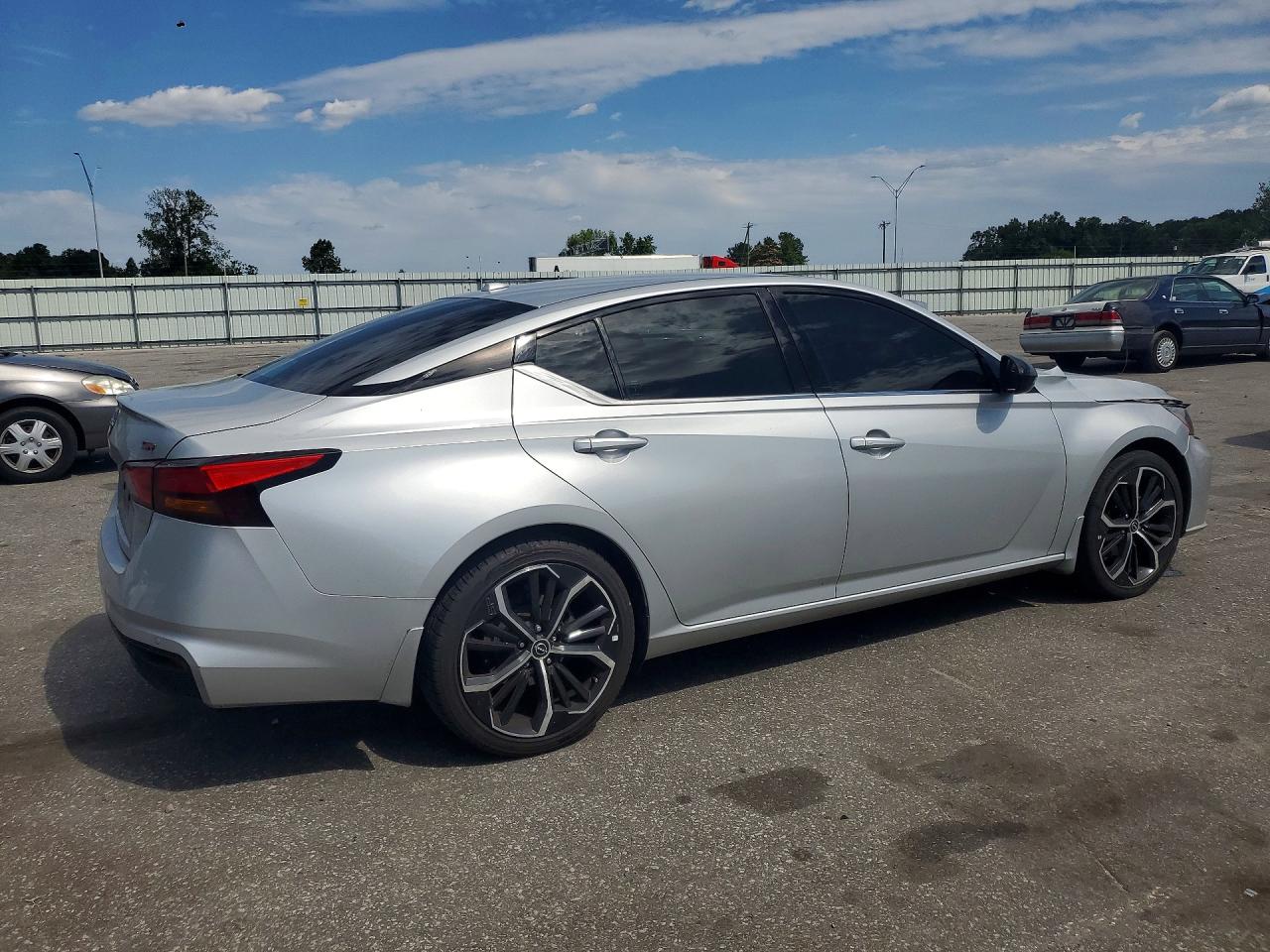 2024 Nissan Altima Sr Gray vin: 1N4BL4CV5RN317406