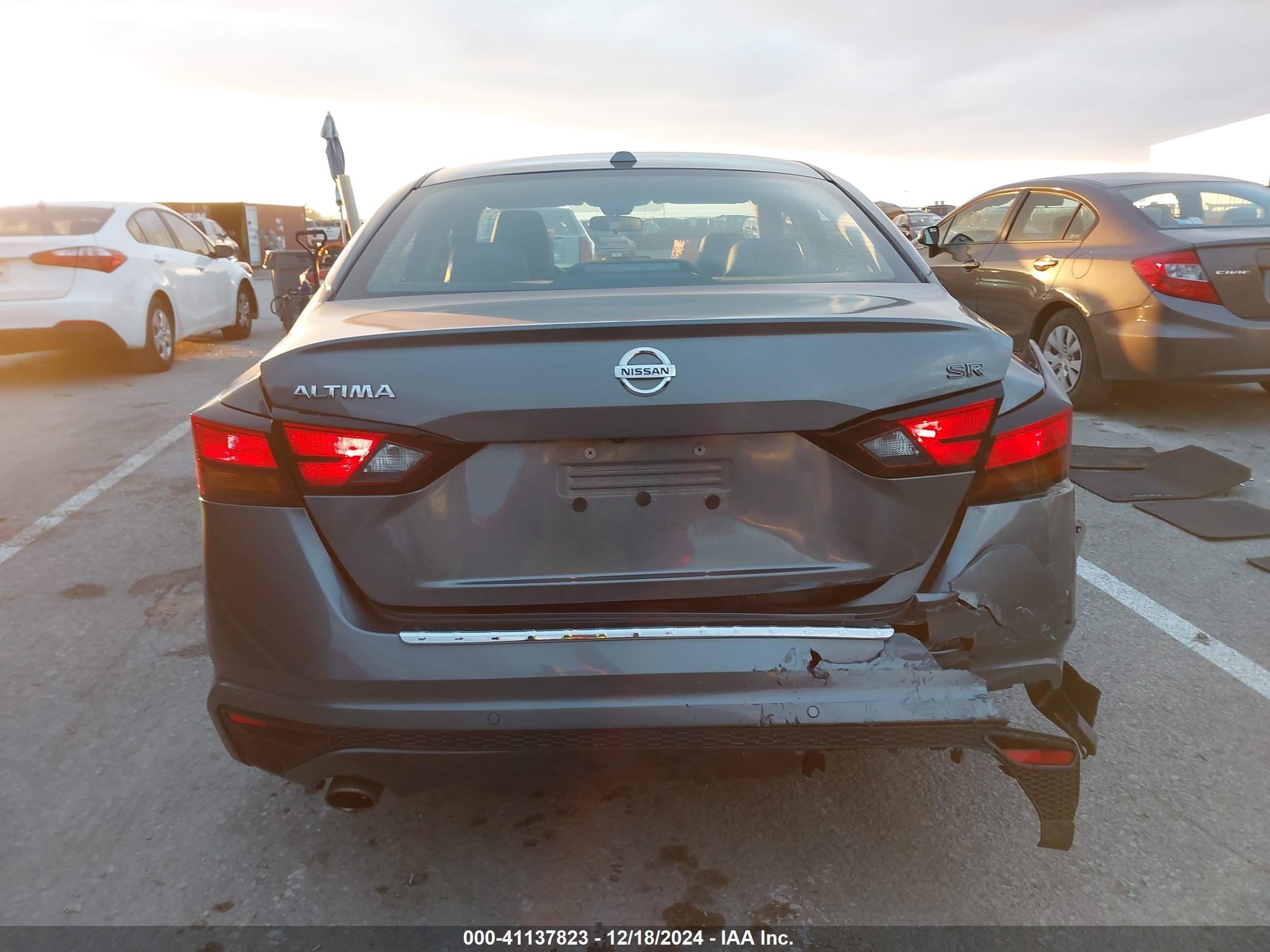 2021 Nissan Altima Sr Fwd Gray vin: 1N4BL4CV6MN416082