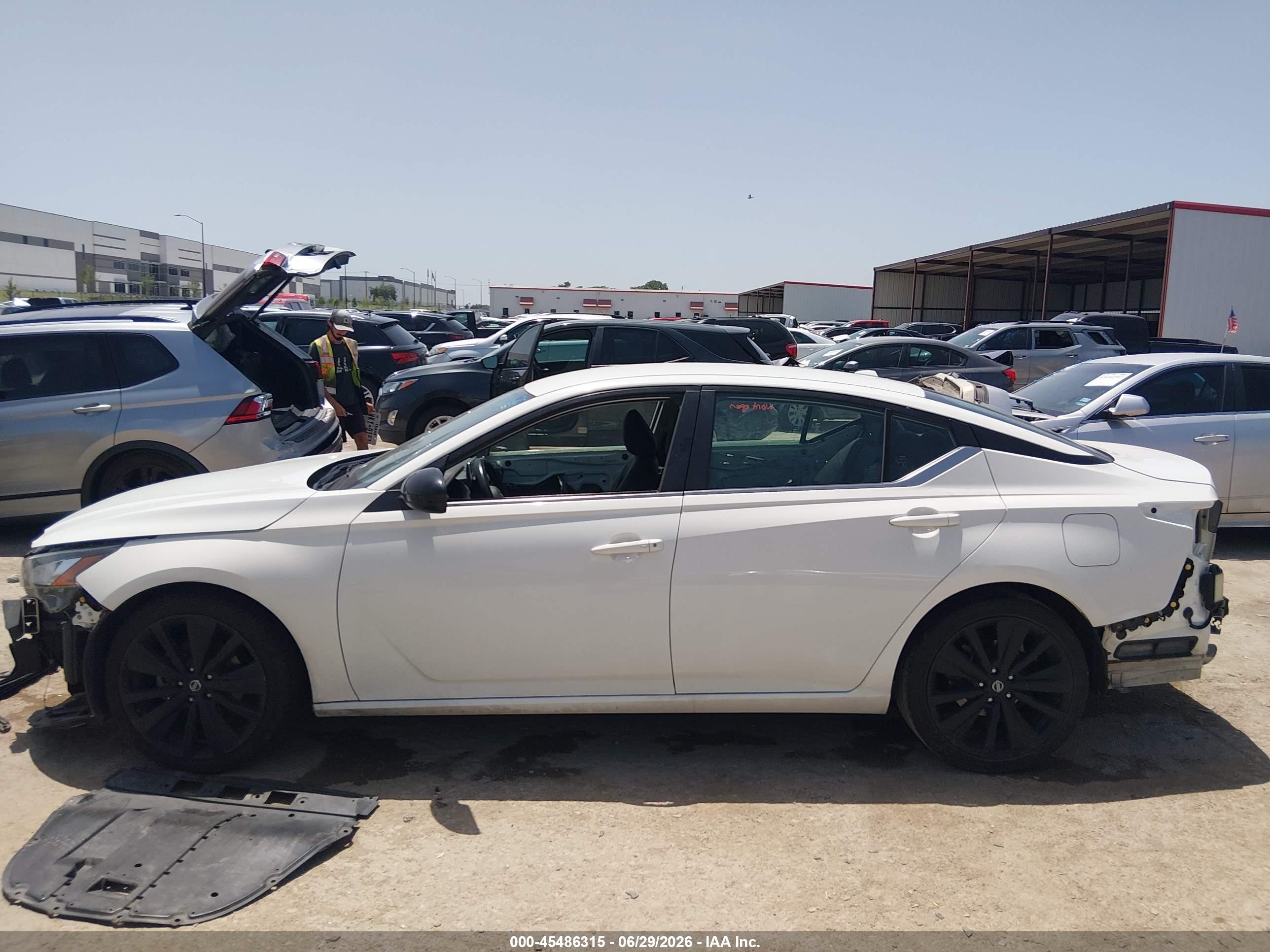 2022 Nissan Altima Sr Fwd White vin: 1N4BL4CV6NN313147