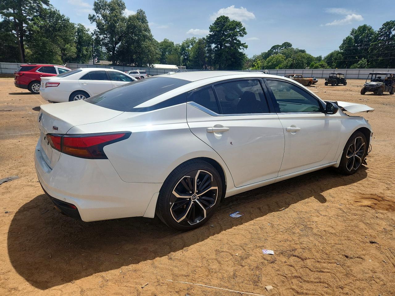 2025 Nissan Altima Sr White vin: 1N4BL4CV8SN421331