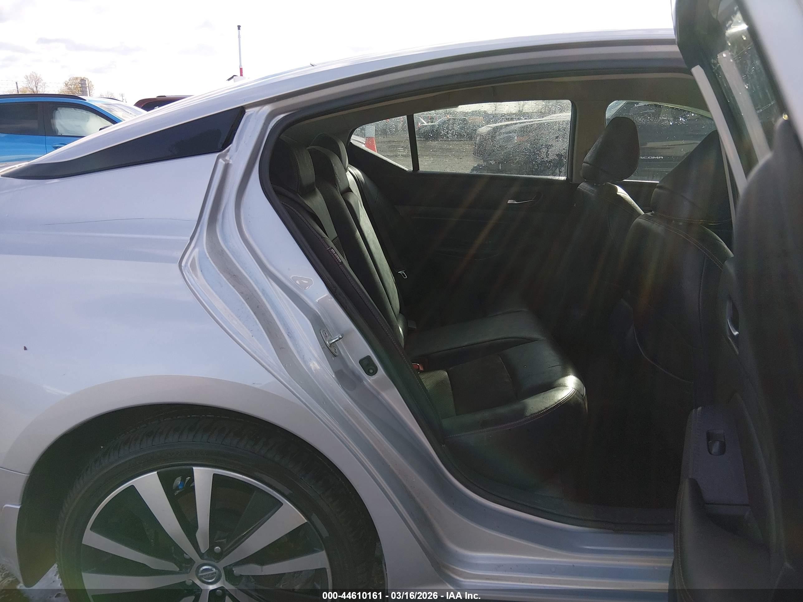 2020 Nissan Altima Sr Fwd Silver vin: 1N4BL4CV9LN319375