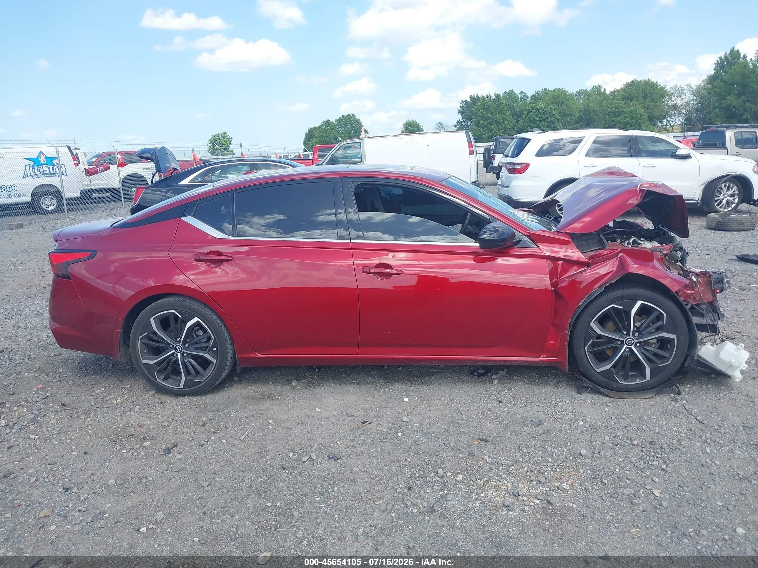 2023 Nissan Altima Sr Fwd Red vin: 1N4BL4CV9PN392168