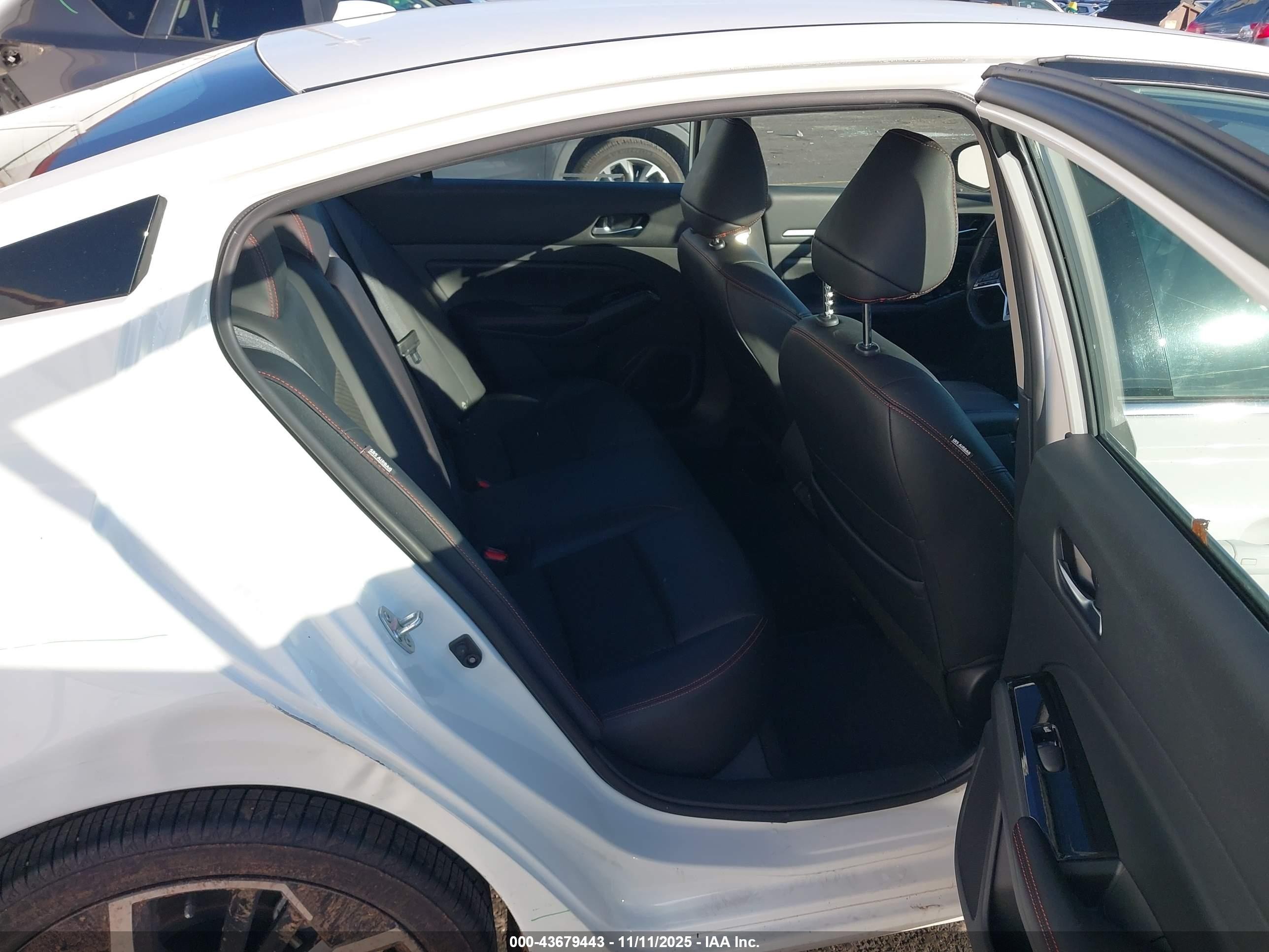 2024 Nissan Altima Sr Fwd White vin: 1N4BL4CV9RN385370