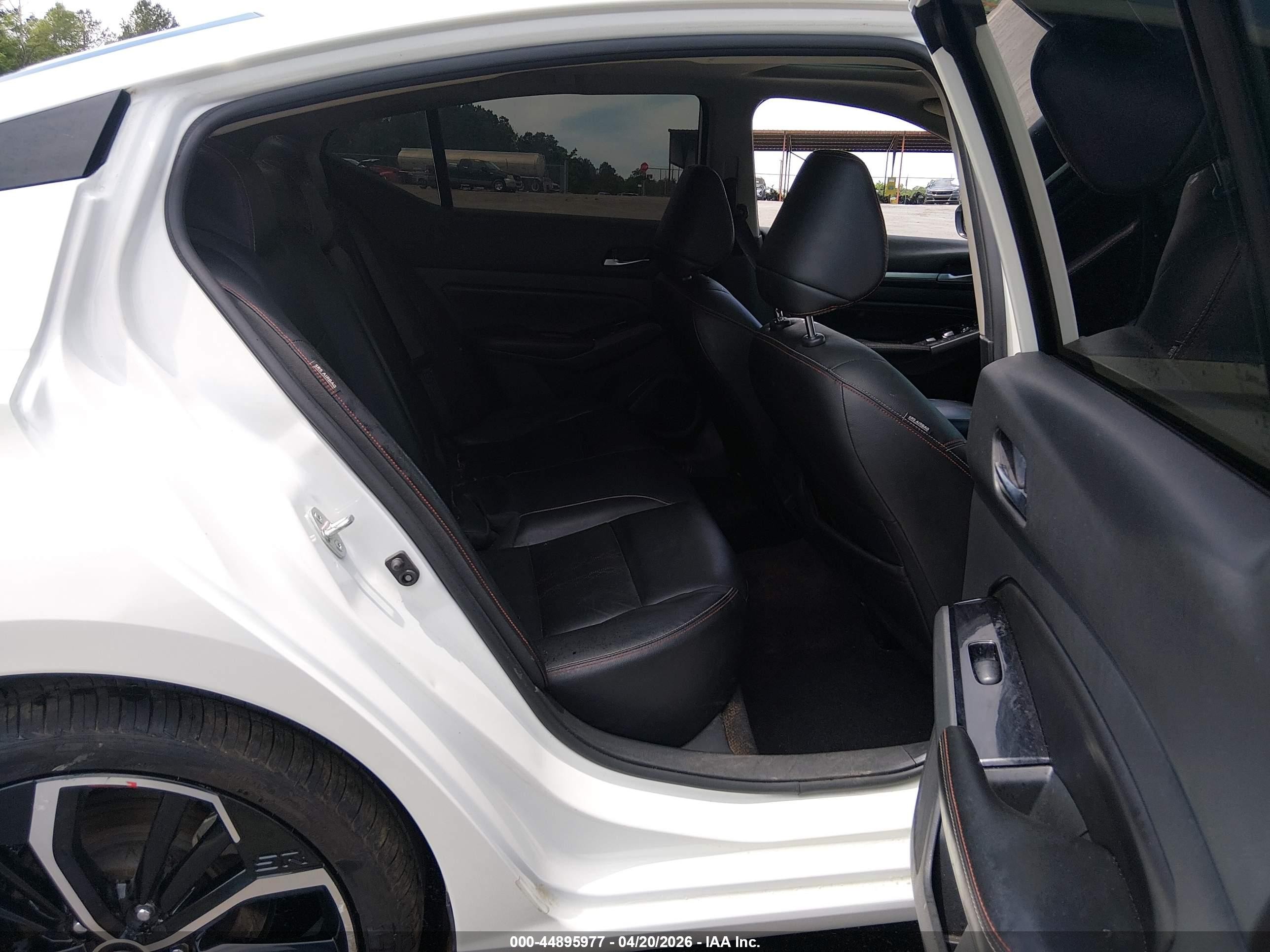2023 Nissan Altima Sr Fwd White vin: 1N4BL4CVXPN315115