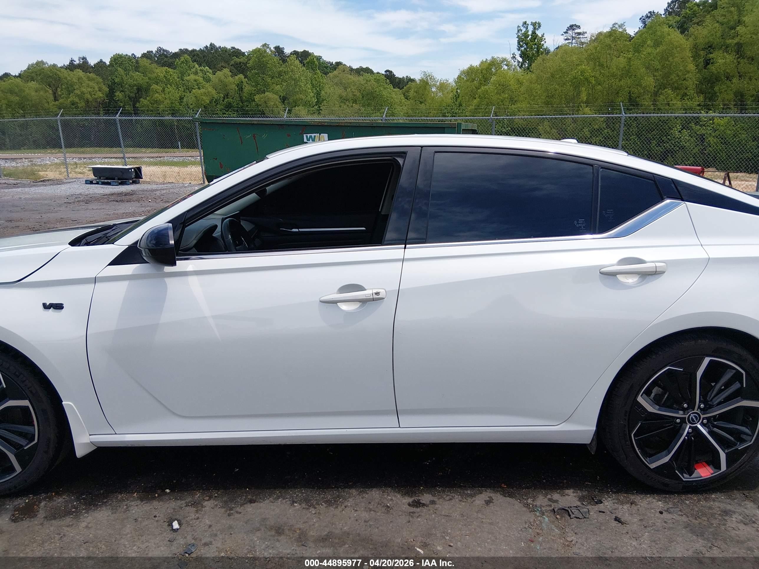 2023 Nissan Altima Sr Fwd White vin: 1N4BL4CVXPN315115
