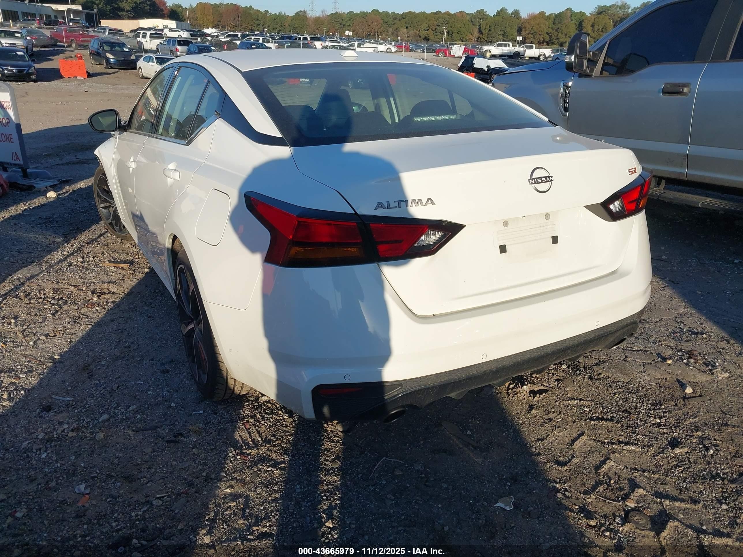 2024 Nissan Altima Sr Fwd Белый vin: 1N4BL4CVXRN389363