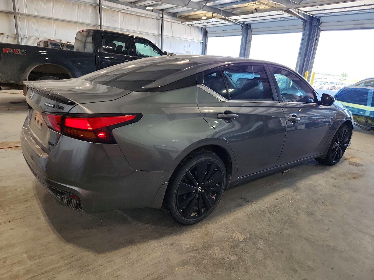 2022 Nissan Altima Sr Gray vin: 1N4BL4CW0NN333421