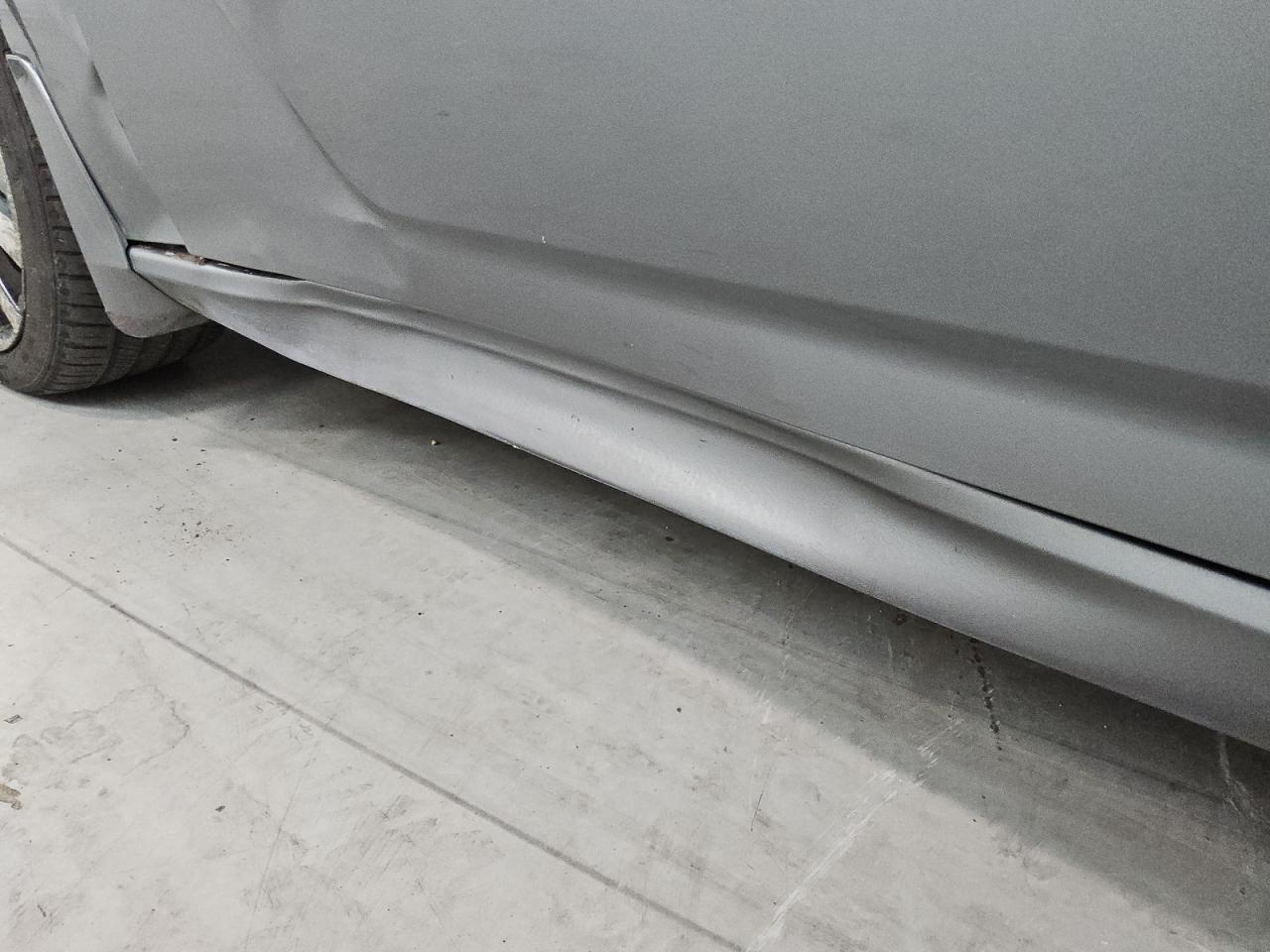 2019 Nissan Altima Sr Orange vin: 1N4BL4CW2KC140212 Damage: Left Rocker Panel, Dent(S) W/No Paint Dmg, > 12 Inches