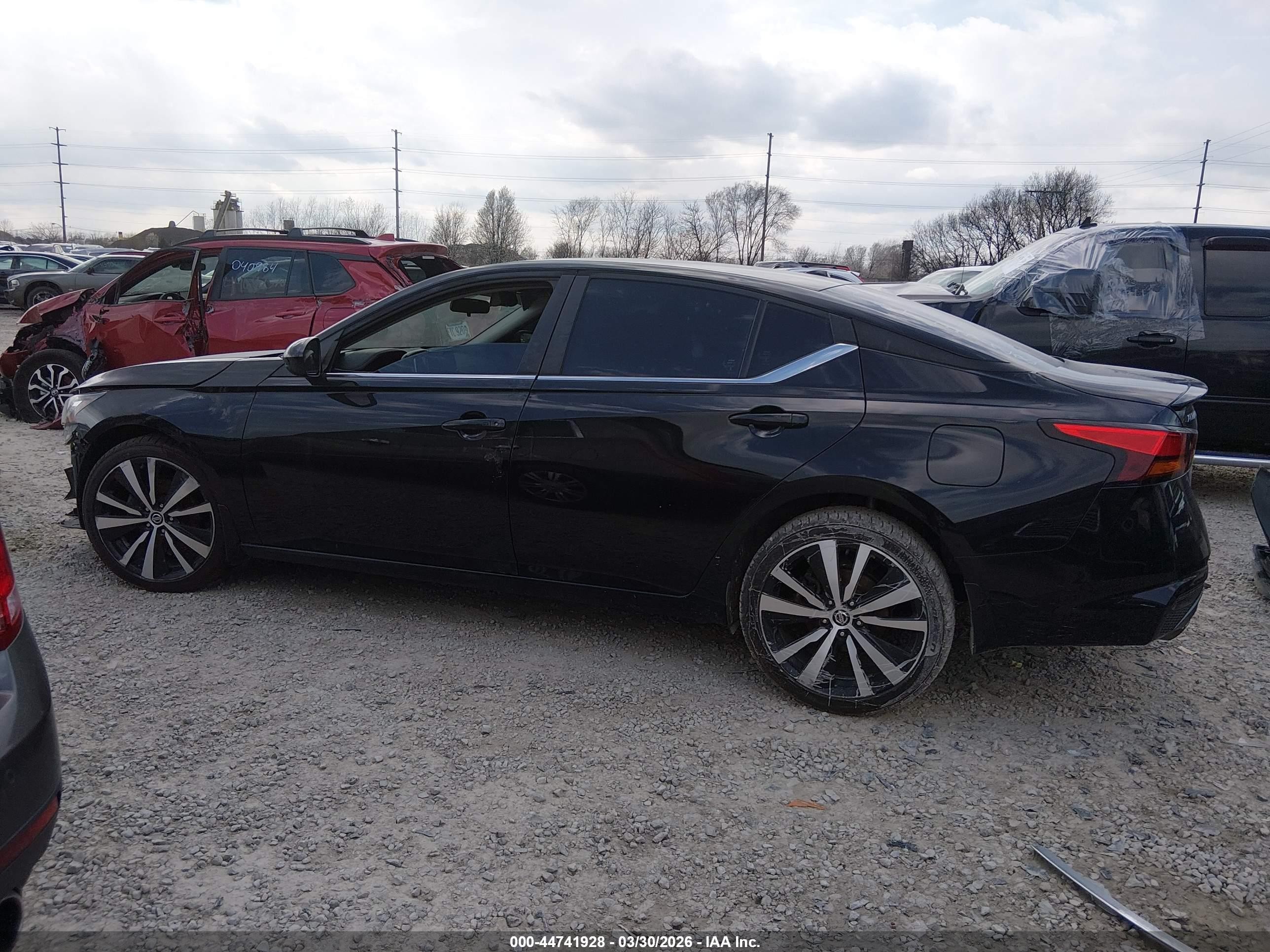 2019 Nissan Altima 2.5 Sr Черный vin: 1N4BL4CW8KC213728