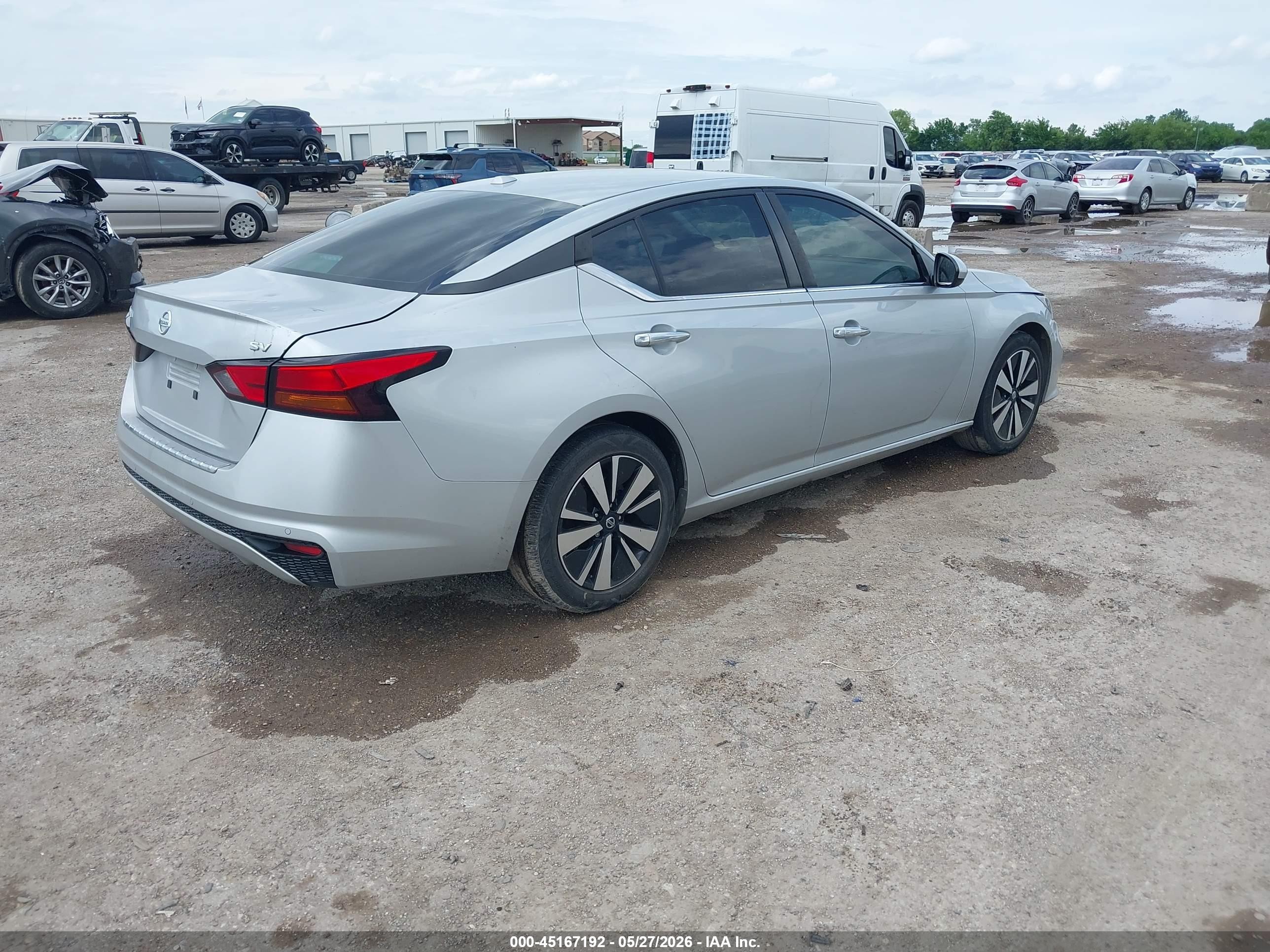 2022 Nissan Altima Sv Fwd Серебряный vin: 1N4BL4DV0NN410388