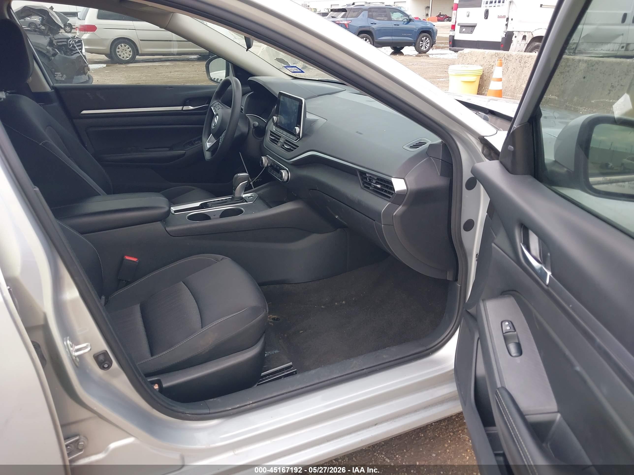 2022 Nissan Altima Sv Fwd Серебряный vin: 1N4BL4DV0NN410388