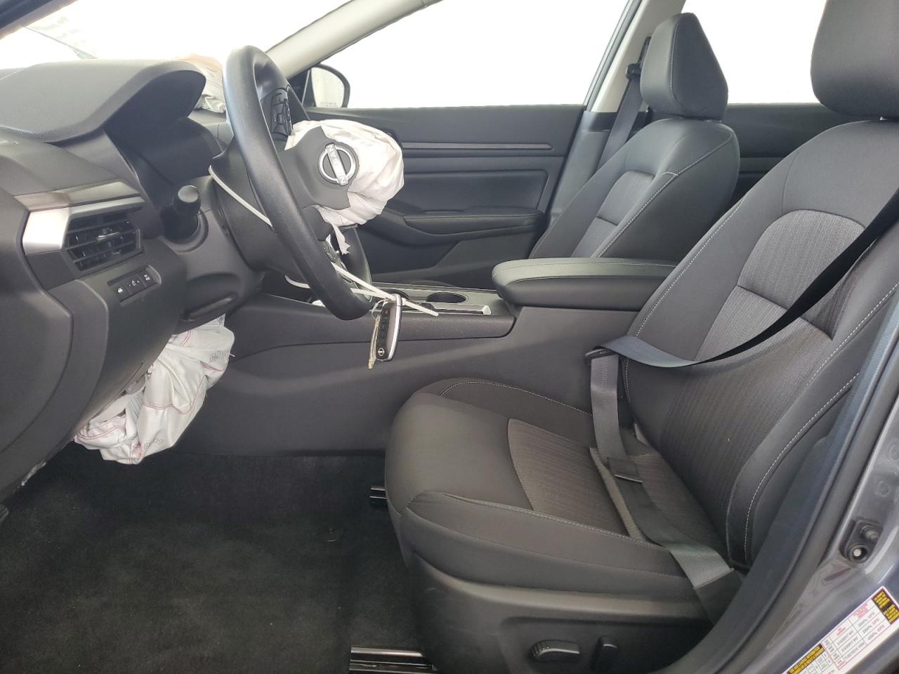 2026 Nissan Altima Sv Серый vin: 1N4BL4DV0TN305881 Damage: Airbag - Front Left, Deployed, Replacement Required