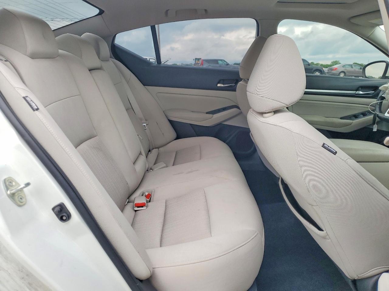 2019 Nissan Altima Sv White vin: 1N4BL4DV1KC118482