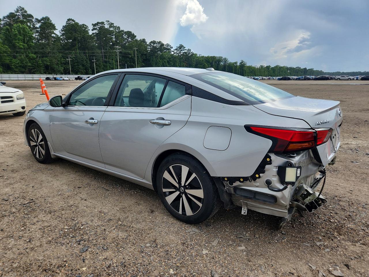 2021 Nissan Altima Sv Silver vin: 1N4BL4DV1MN409247
