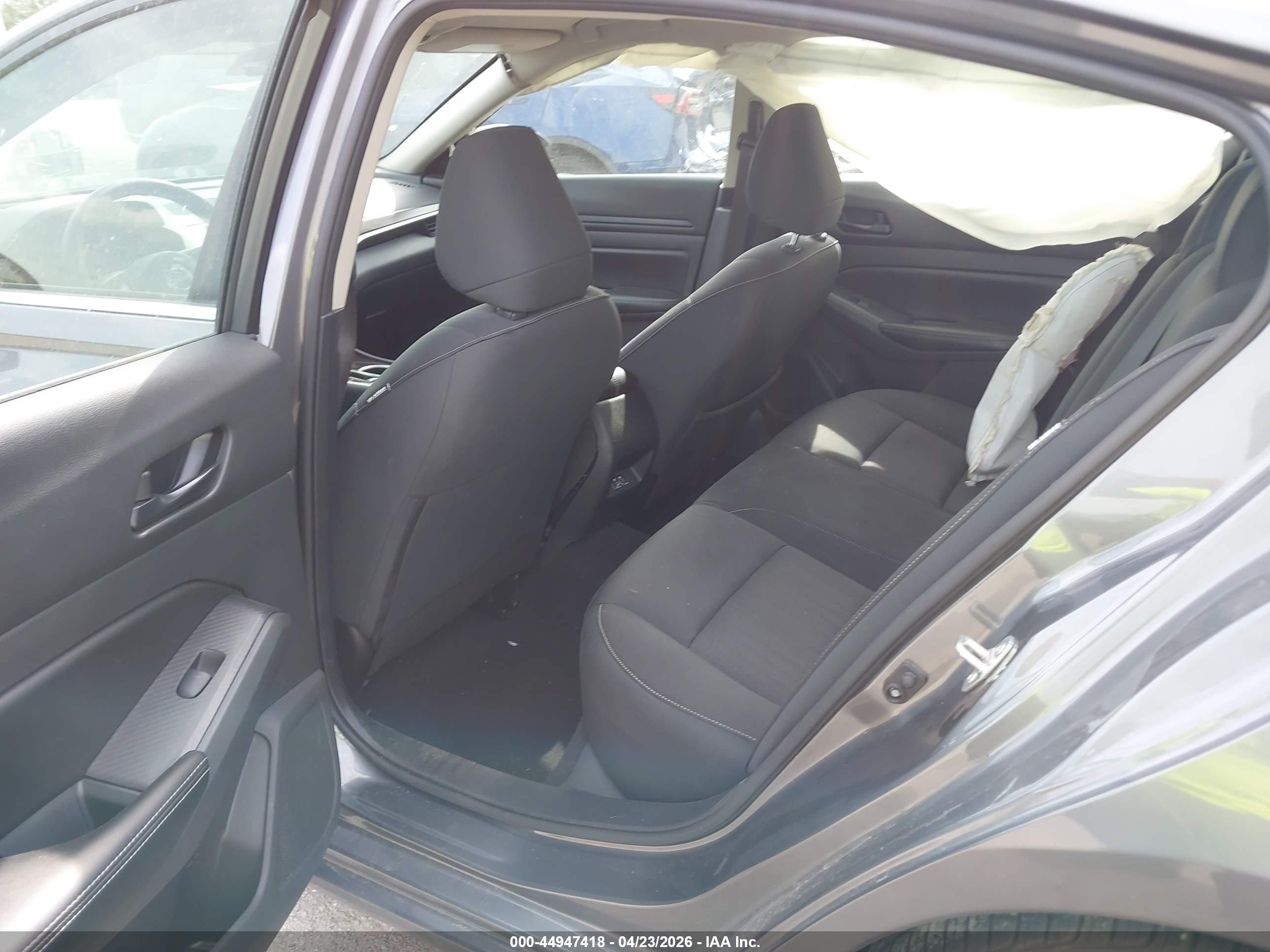 2024 Nissan Altima Sv Fwd Серый vin: 1N4BL4DV1RN333097