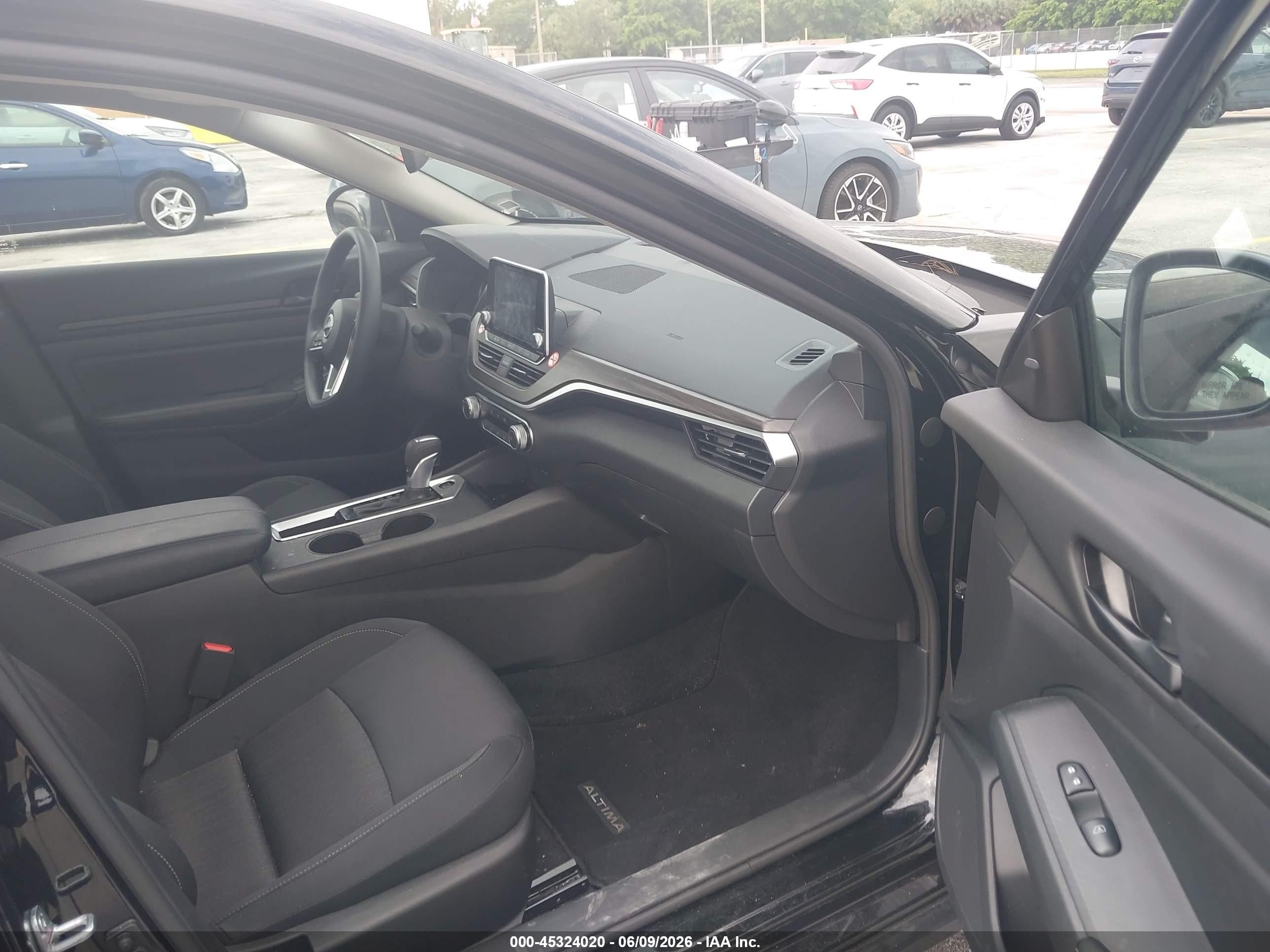 2026 Nissan Altima Sv Fwd Black vin: 1N4BL4DV1TN312855