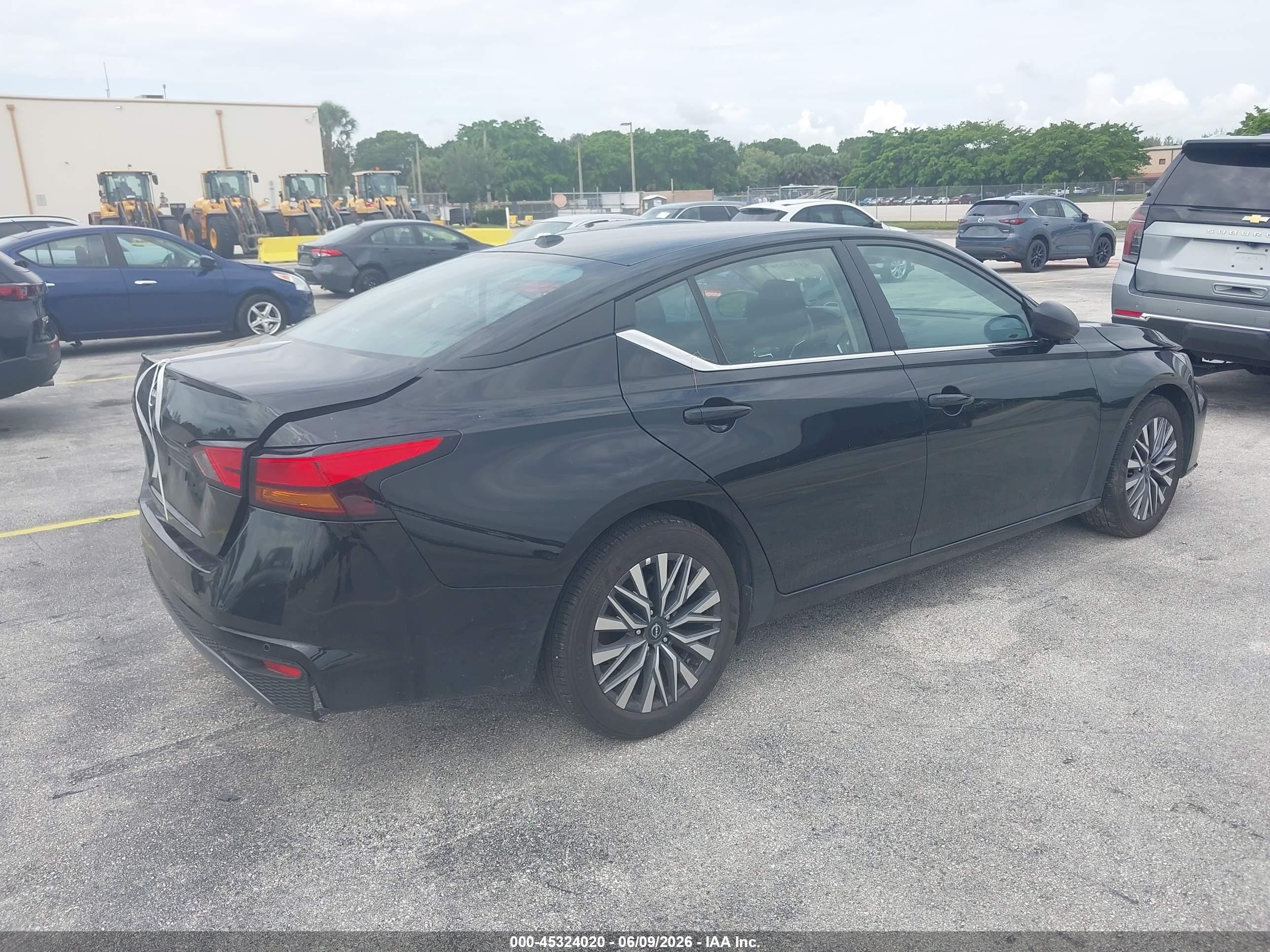 2026 Nissan Altima Sv Fwd Black vin: 1N4BL4DV1TN312855